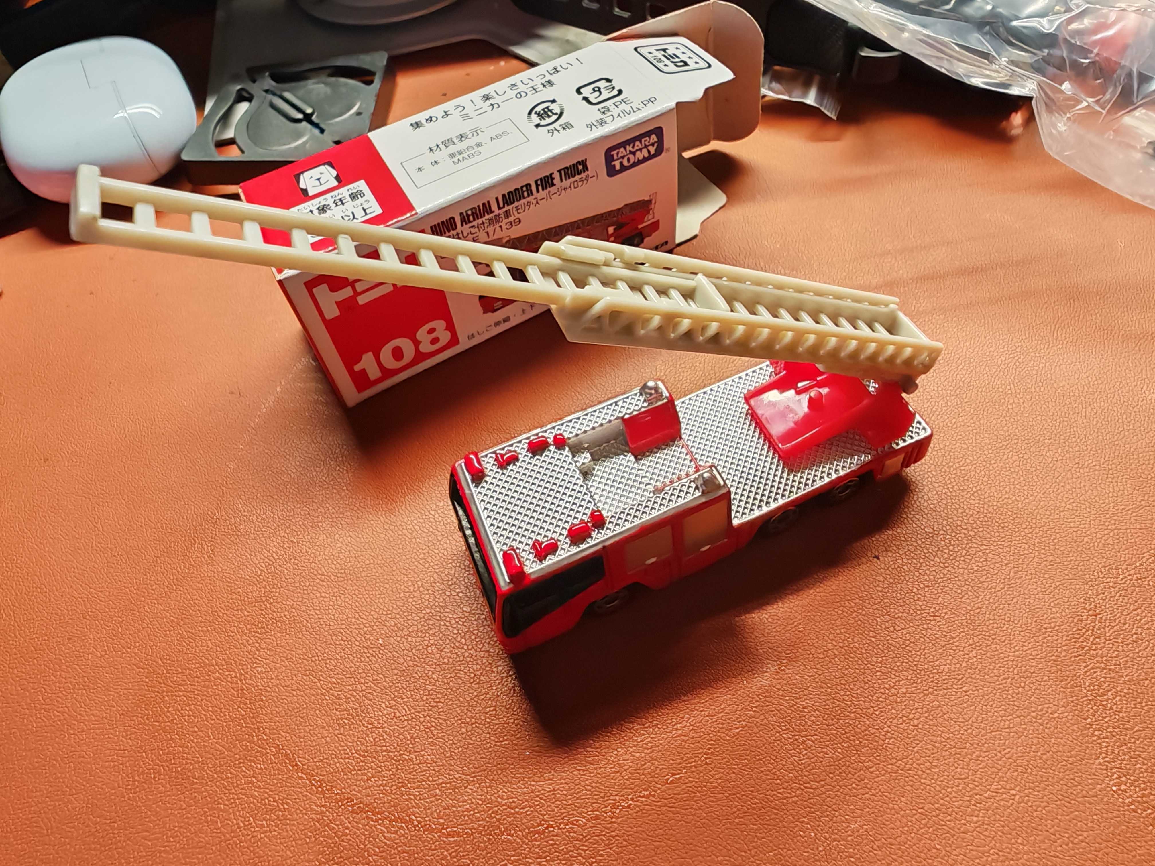 多美（TAKARA TOMY）消防救援系列 日野云梯消防车108号 合金车 生日礼物 男孩玩具 实拍图