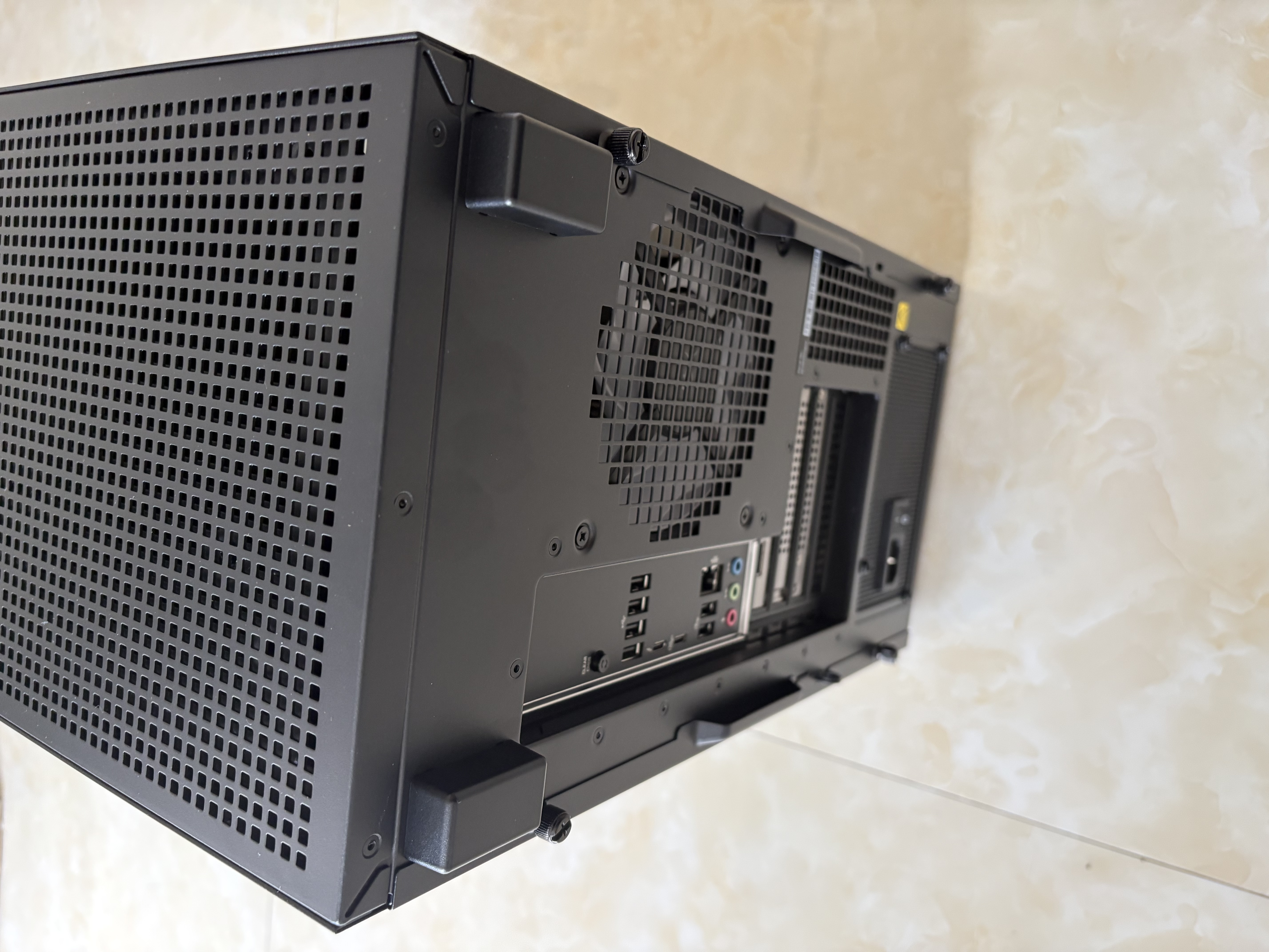 惠普（HP）HyperX暗影精灵Pro旗舰游戏台式电脑主机(Ultra7 270K Plus RTX5080 32G DDR5 1T 水冷 850W电源） 实拍图