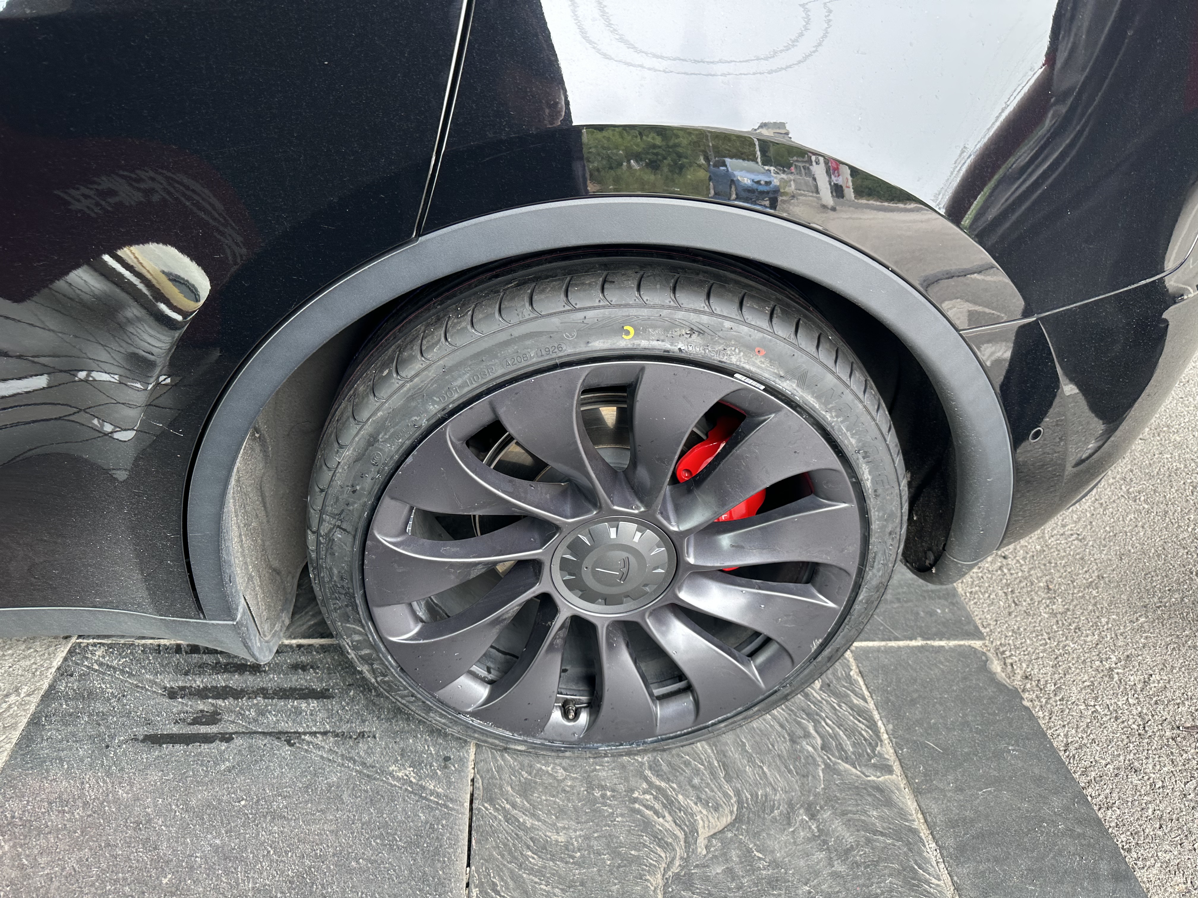 南港轮胎275/35R21 103Y AS-2+舒适性花纹适配保时捷帕拉梅拉特斯拉 实拍图