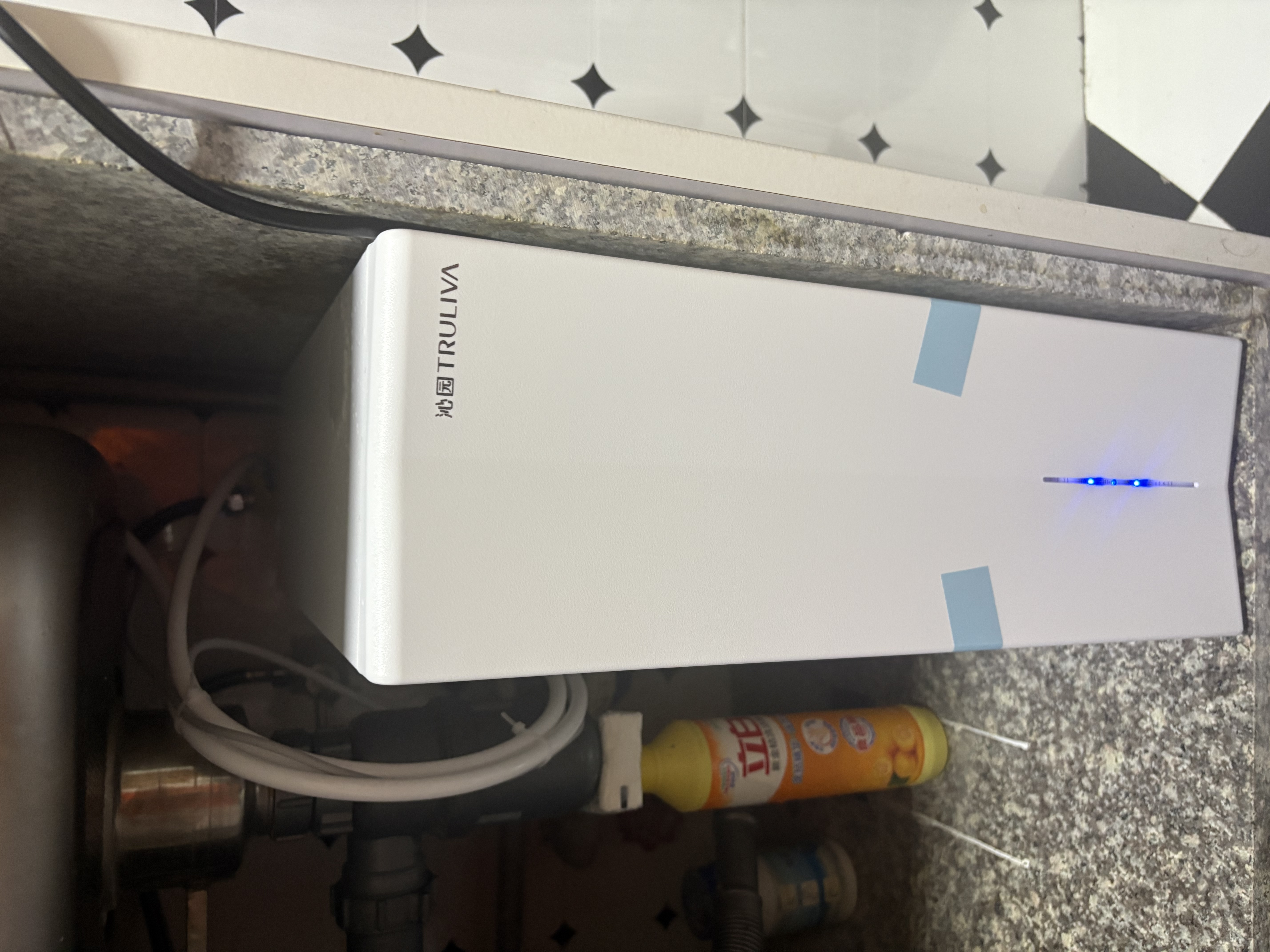 沁园家庭用净水器双子芯2.0 1000G 8年RO过滤器 1200G初始流速体验厨房台下式直饮水一体机UR-S61076 实拍图