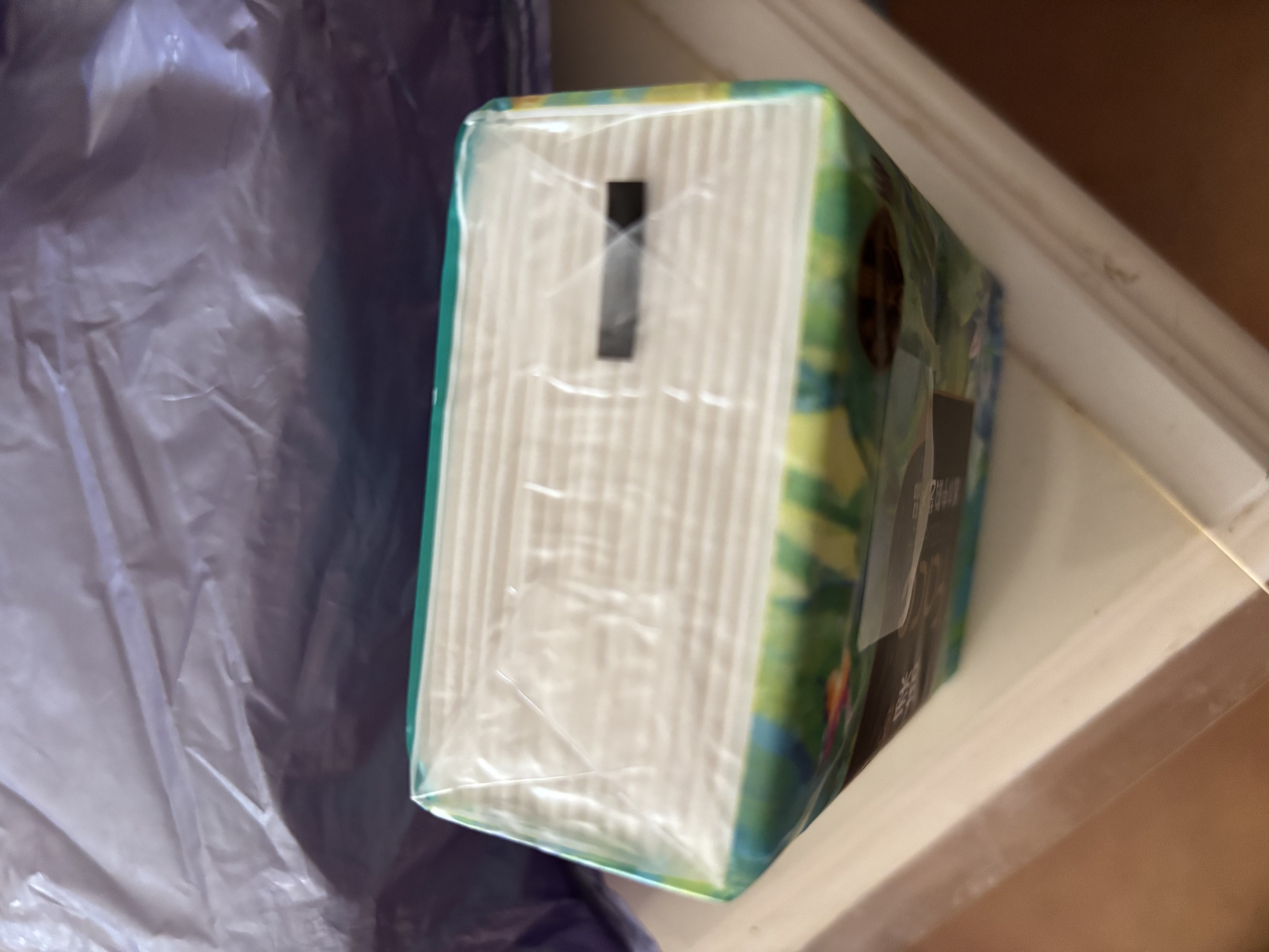 洁柔抽纸Face油画高奢系列小方巾4层加厚便携提装小包抽纸 纸张大尺寸 【纸张尺寸203mm*200mm】 4层 200抽*1提 【到手10包】 实拍图