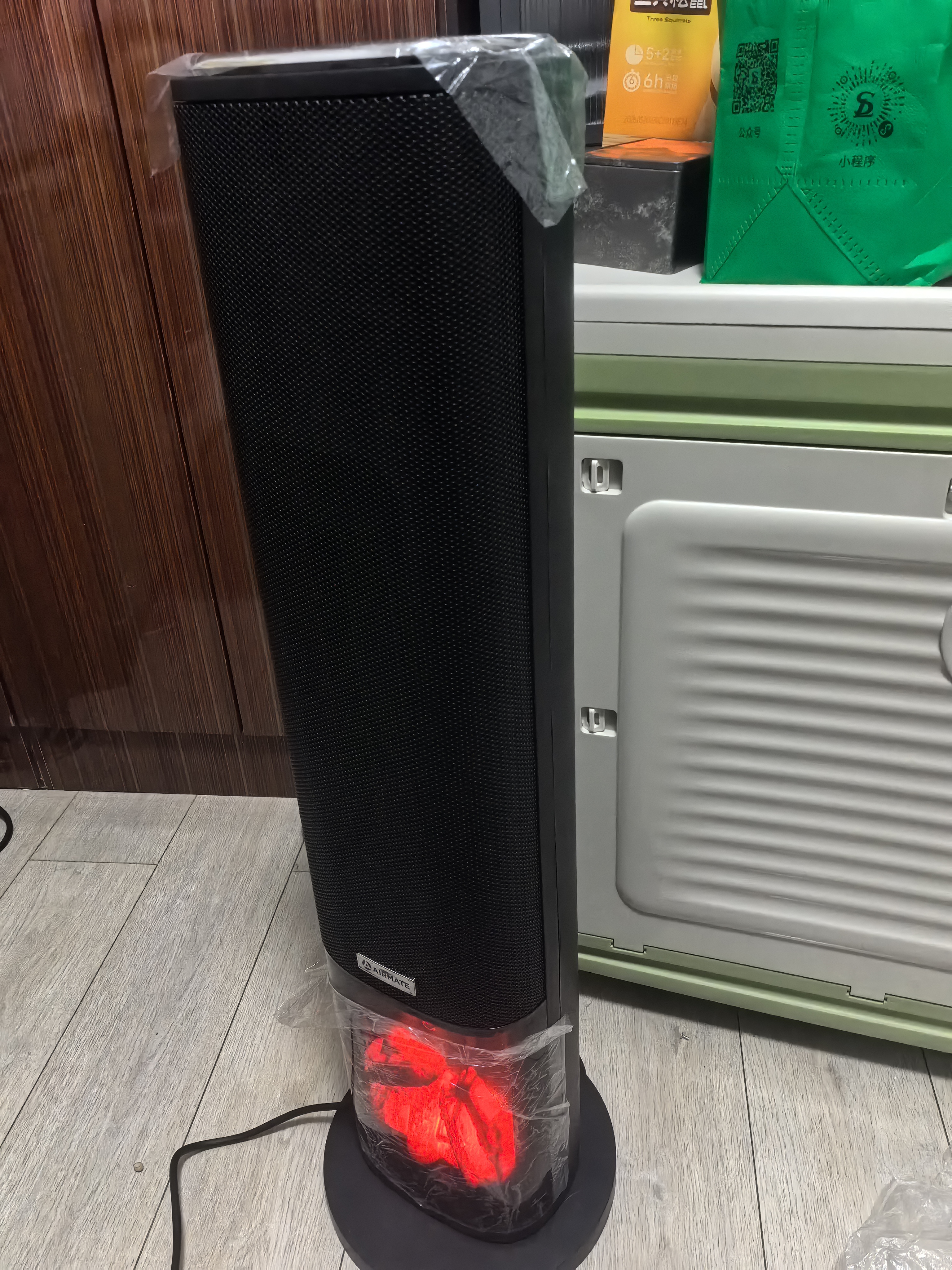 艾美特（AIRMATE）【店长推荐】火焰暖风机石墨烯取暖器电暖气家用办公室节能全屋大面积速热小太阳语音电暖器 实拍图