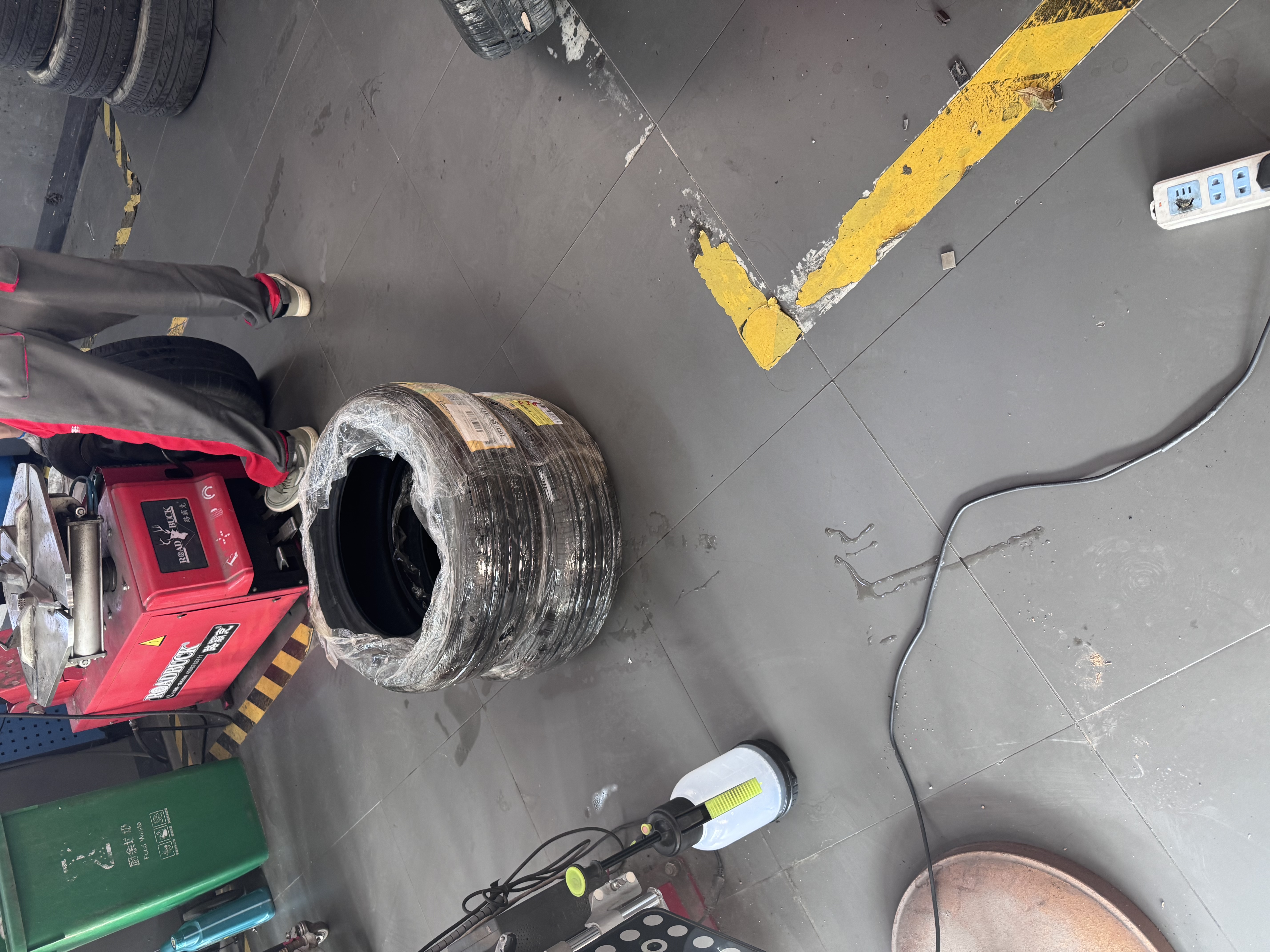 佳通轮胎(Giti)轮胎185/60R15 84H  221 适配 飞度/威驰/致炫 实拍图