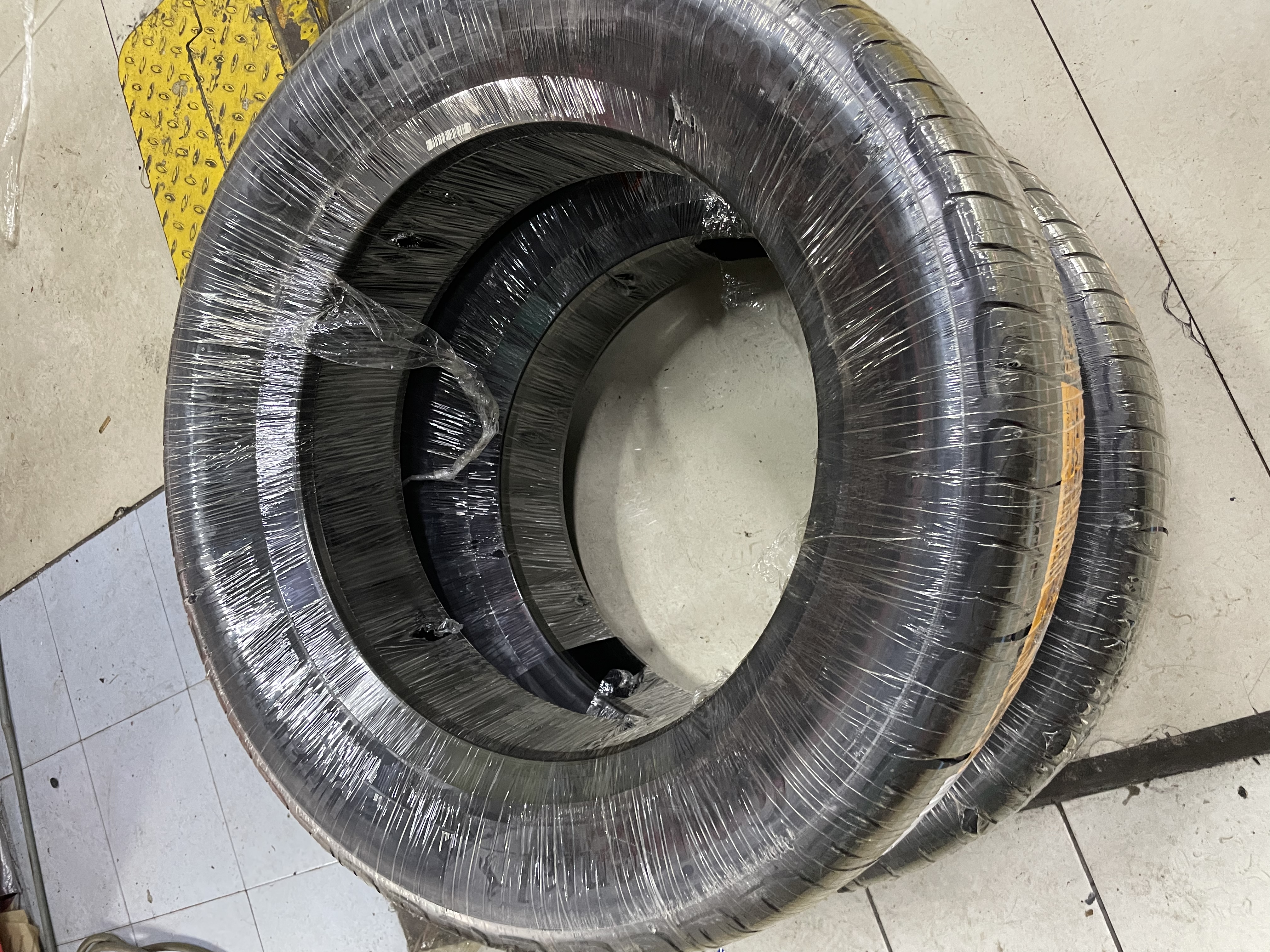 马牌（Continental）汽车轮胎225/60R17 99V FR UCJ+ 适配别克GL8/东风小康风光580 实拍图