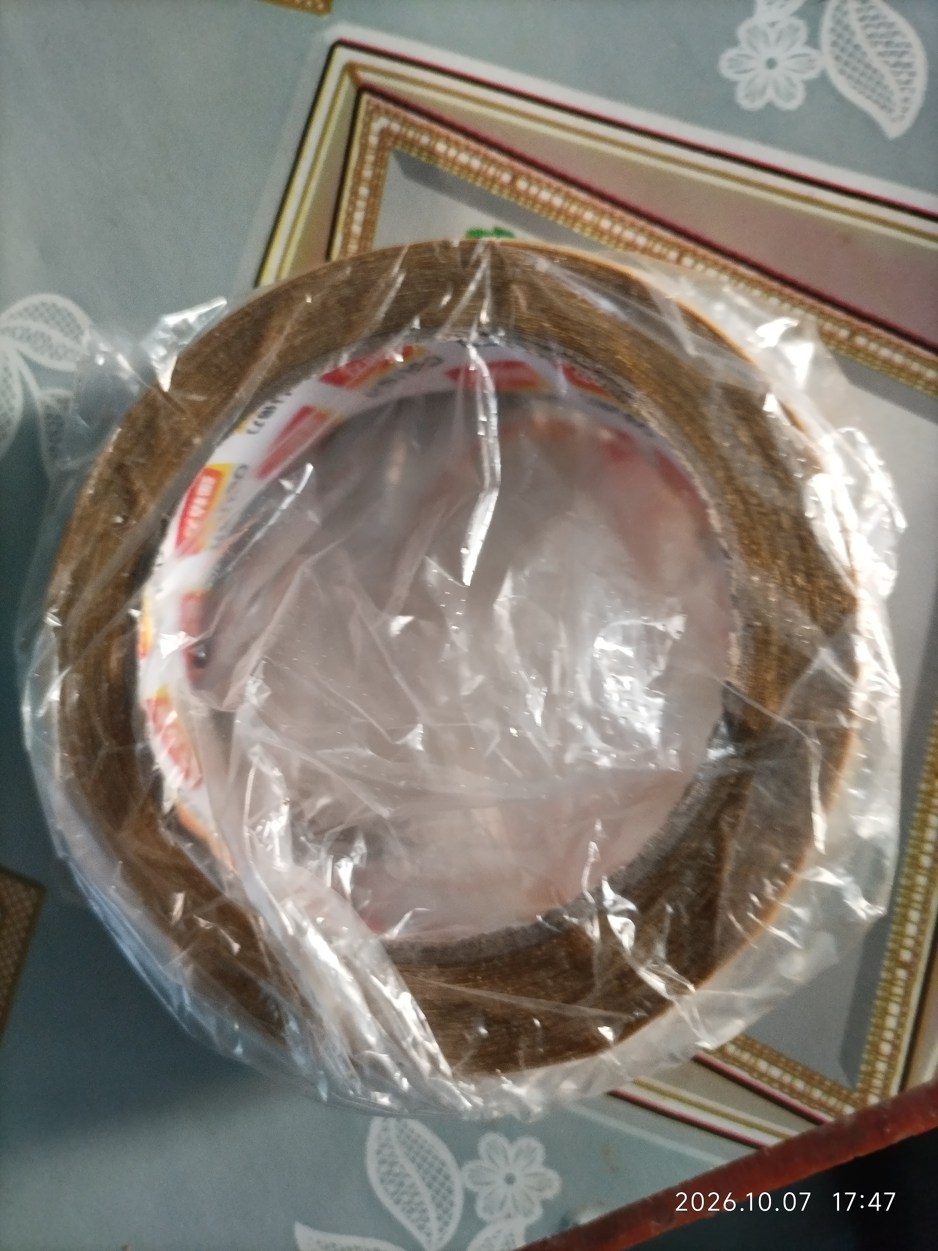 得力（deli）强力布基胶带防风加厚网格双面胶 15mm*20m*280μm 地毯无痕固定婚庆春联粘贴墙面隐形粘1卷 30802 实拍图