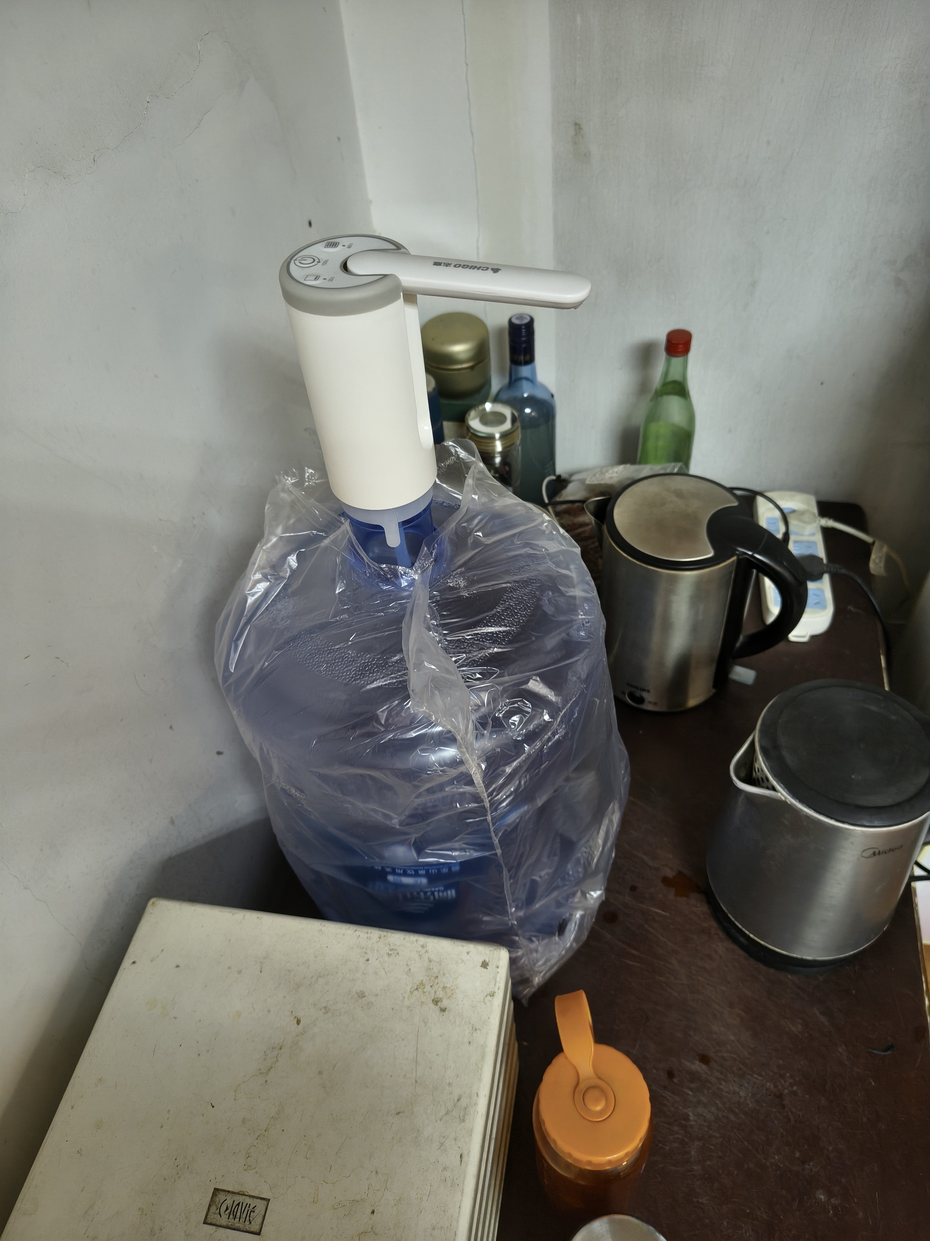 志高（CHIGO）抽水器桶装水 电动抽水泵饮水机纯净水取水器自动上水器MX-H17 实拍图