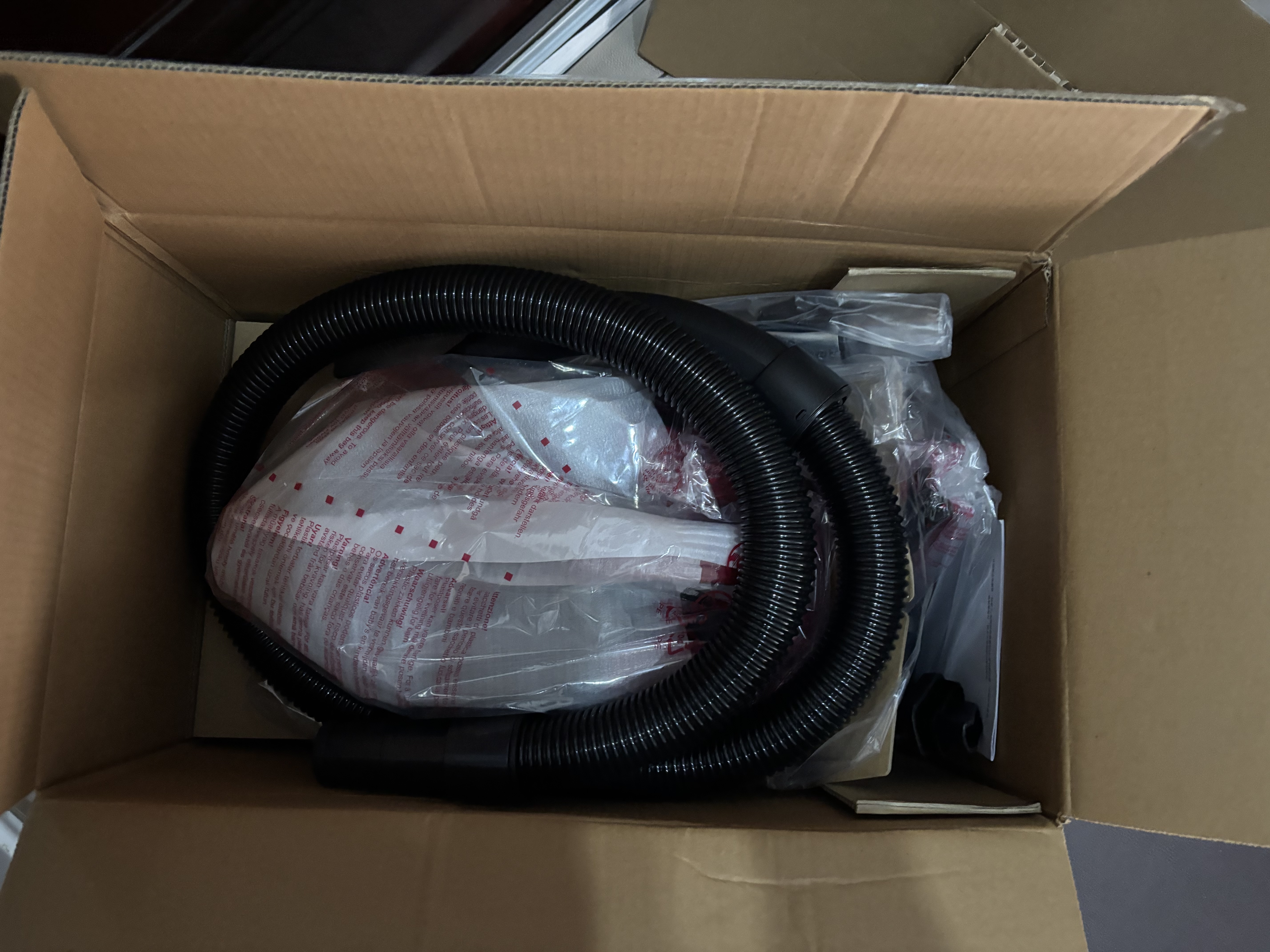 美的（Midea）【5重高效过滤】卧式轻音吸尘器 C6 家用200AW大吸力   一键收线 可拆卸大小户型适用 【深层过滤】 实拍图
