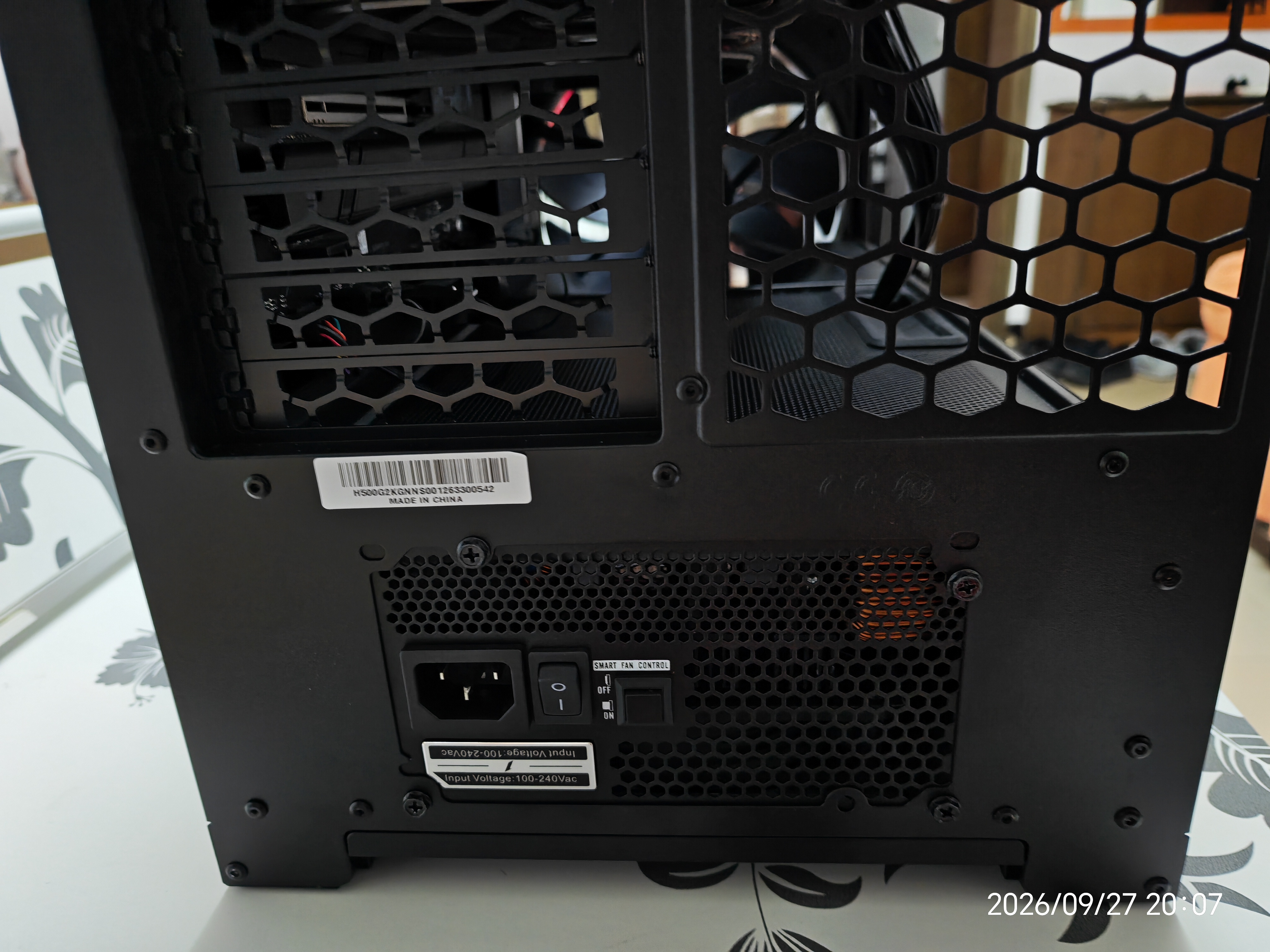 首席玩家（1st player）NGDP铂金 1000W ATX3.1电源（ATX3.0&3.1双规范/MES ID/压纹线/FDB风扇/支持5090） 实拍图