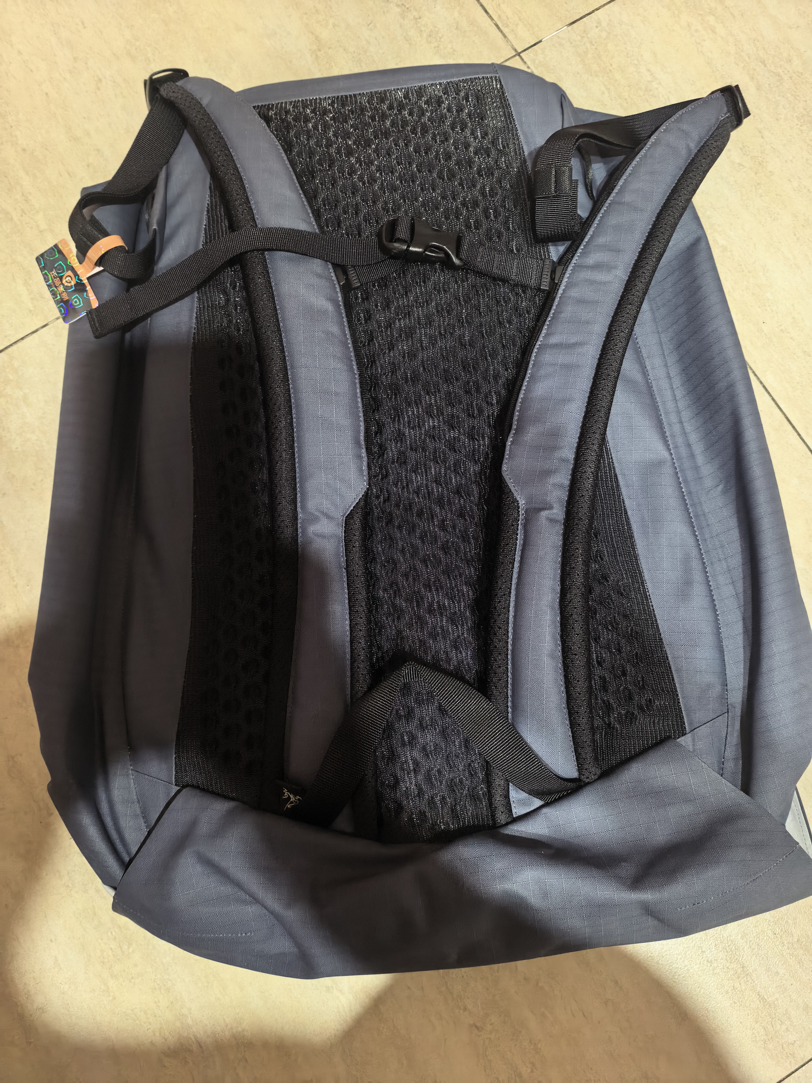 始祖鸟（ARC'TERYX）Granville 25 Backpack 中性 轻量防水轻装背包 云蓝 实拍图