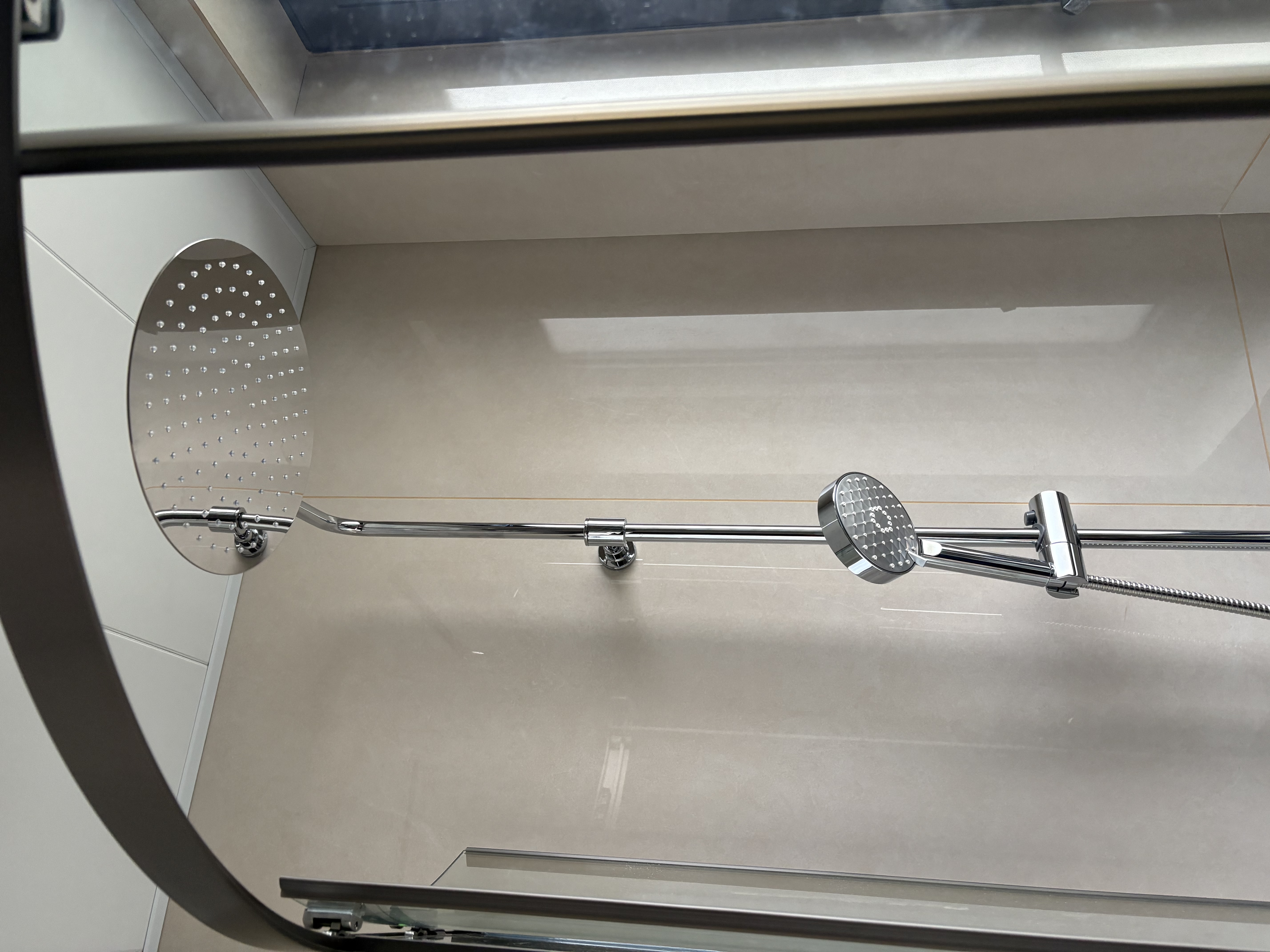 科勒（KOHLER） 淋浴一体式花洒淋雨器简易明装浴室沐浴套装顶喷手持喷头77365 新品惊爆价|全铜本体|芙芮凌旋转下水款 实拍图