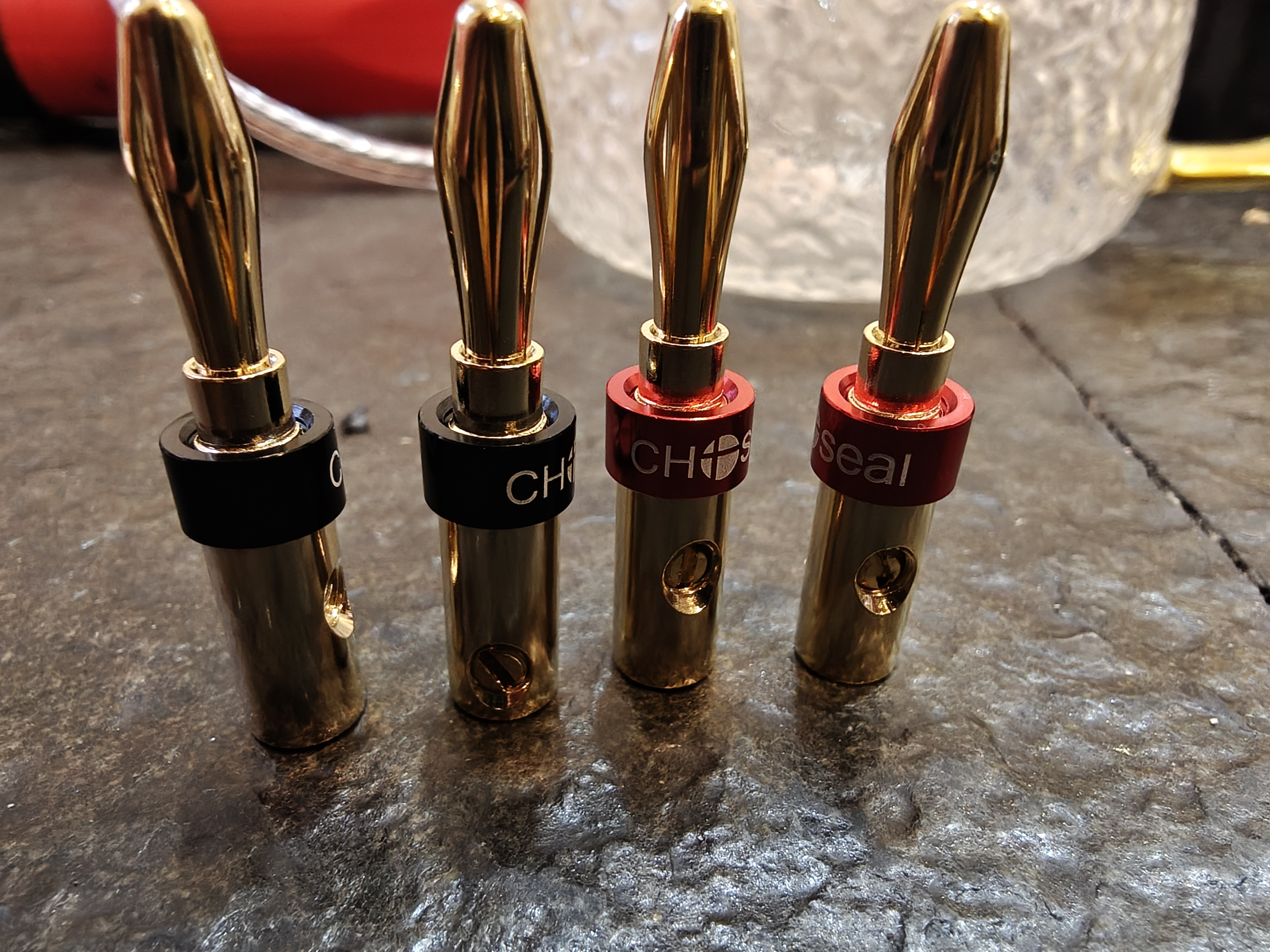 秋叶原（CHOSEAL）音频线音响线喇叭线香蕉头 音箱专用接线端子 免焊接 两对香蕉音频线插头 QS9007 实拍图