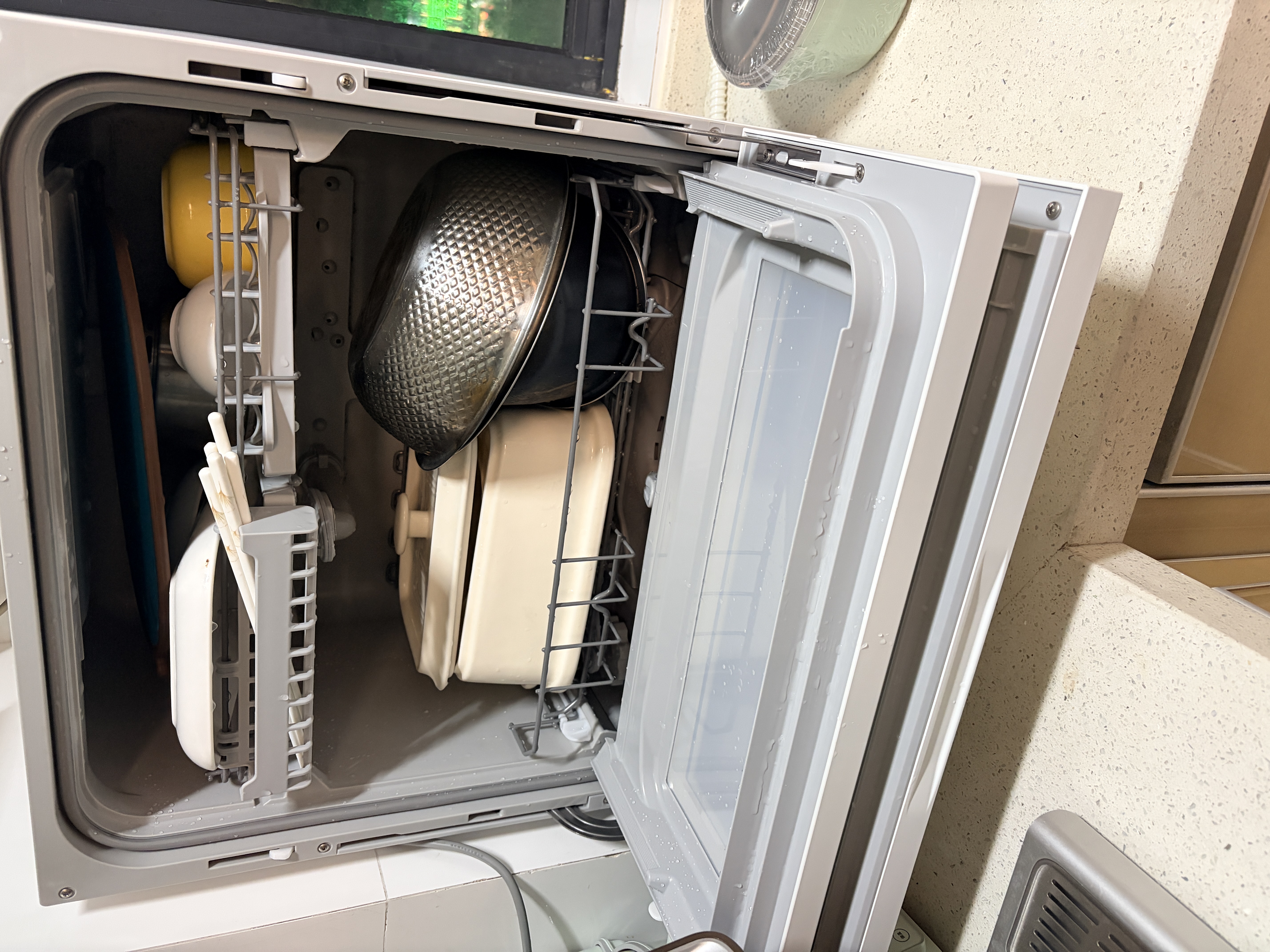 松下（Panasonic）【重磅新品】白巧台式洗碗机NP-UW5BK4Y纳诺怡7天储存 29min速洗 3D瀑布喷淋 80°高温冲洗 实拍图
