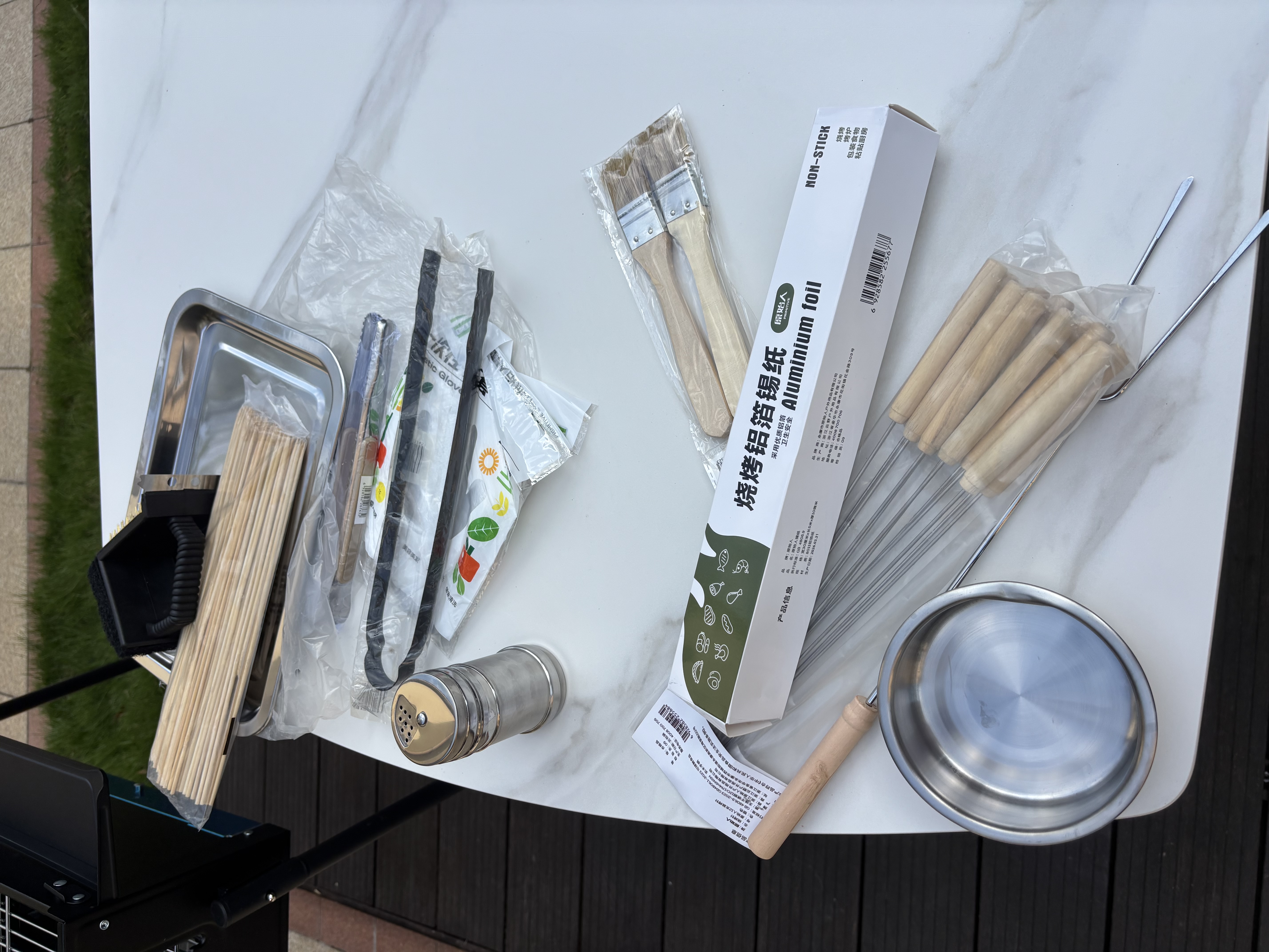 原始人烧烤架户外烧烤炉家用庭院烤肉架木炭便携碳烤炉子烧烤工具全套 10斤碳-免安装折叠款【304网-烤羊腿-续航大全套】 实拍图