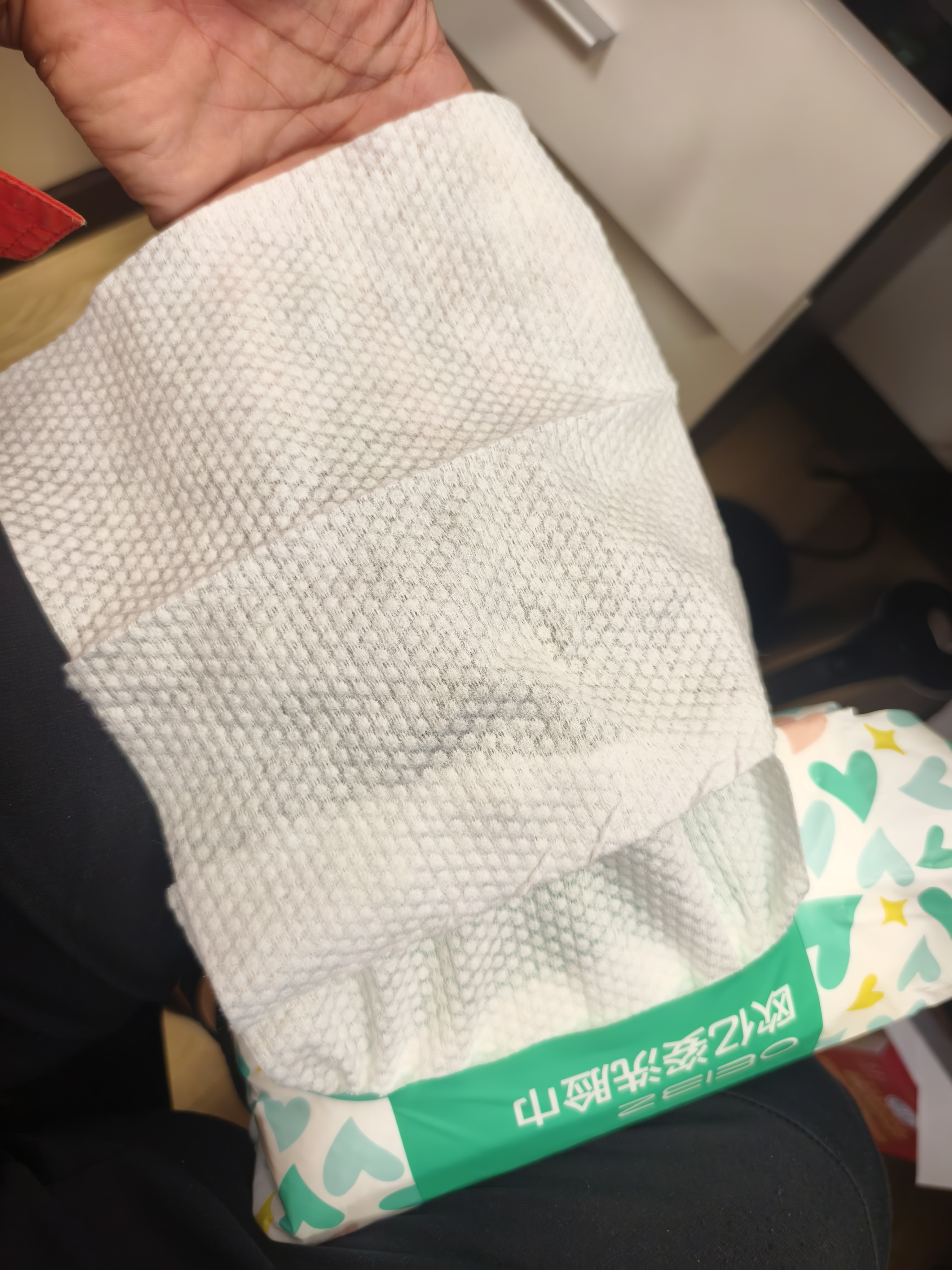 欧亿姿（oeiez）洗脸巾一次性洁面绵柔巾干湿两用擦脸巾抽取式面巾纸洗面美容巾 厚款 100抽 *3包【升级加厚不加价】 实拍图