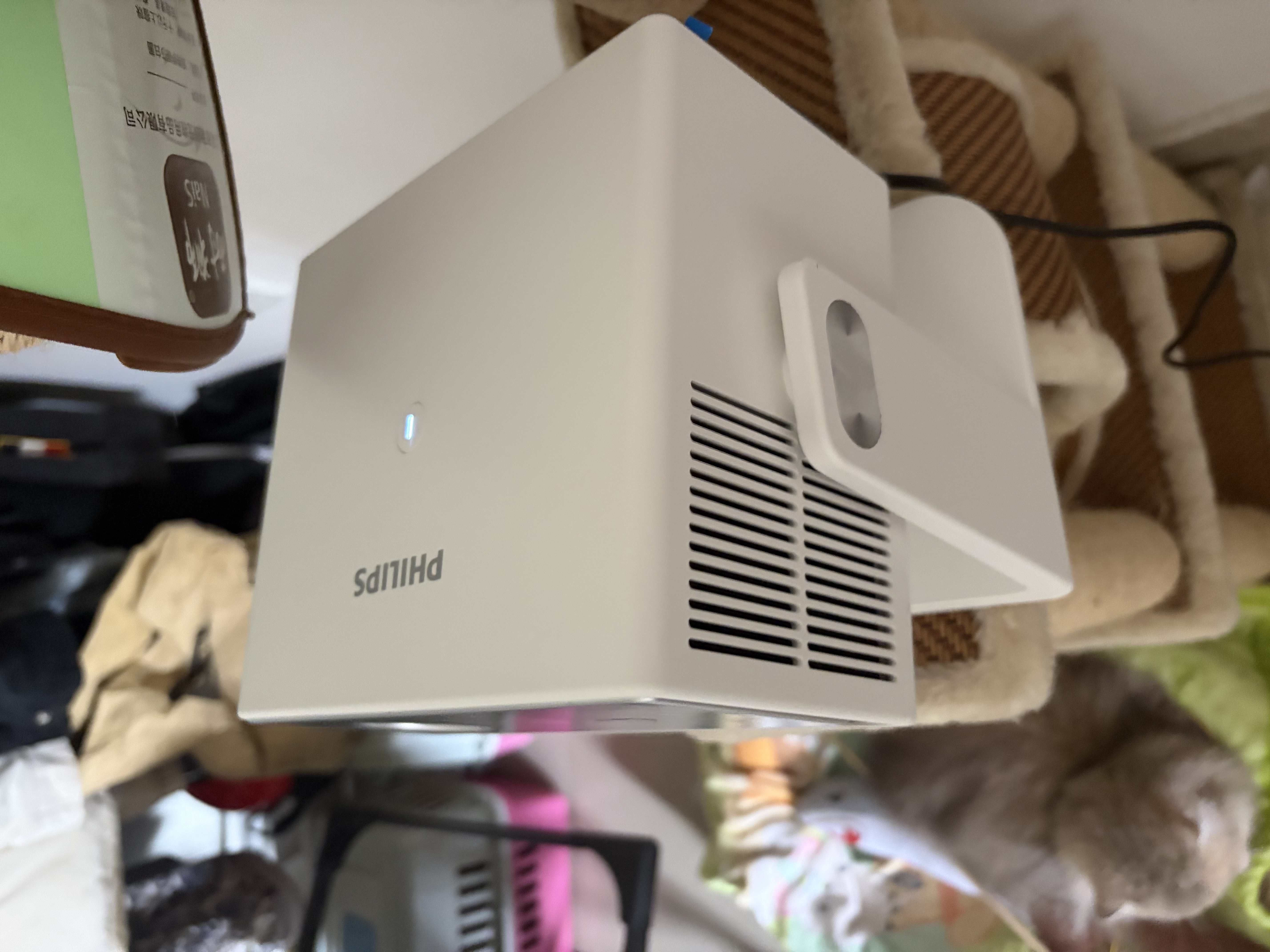 飞利浦（PHILIPS）NeoPix 247Pro投影仪家用 家庭影院电视 卧室云台手机游戏投影机（高亮升级 TOF自动对焦 1080P ） 实拍图
