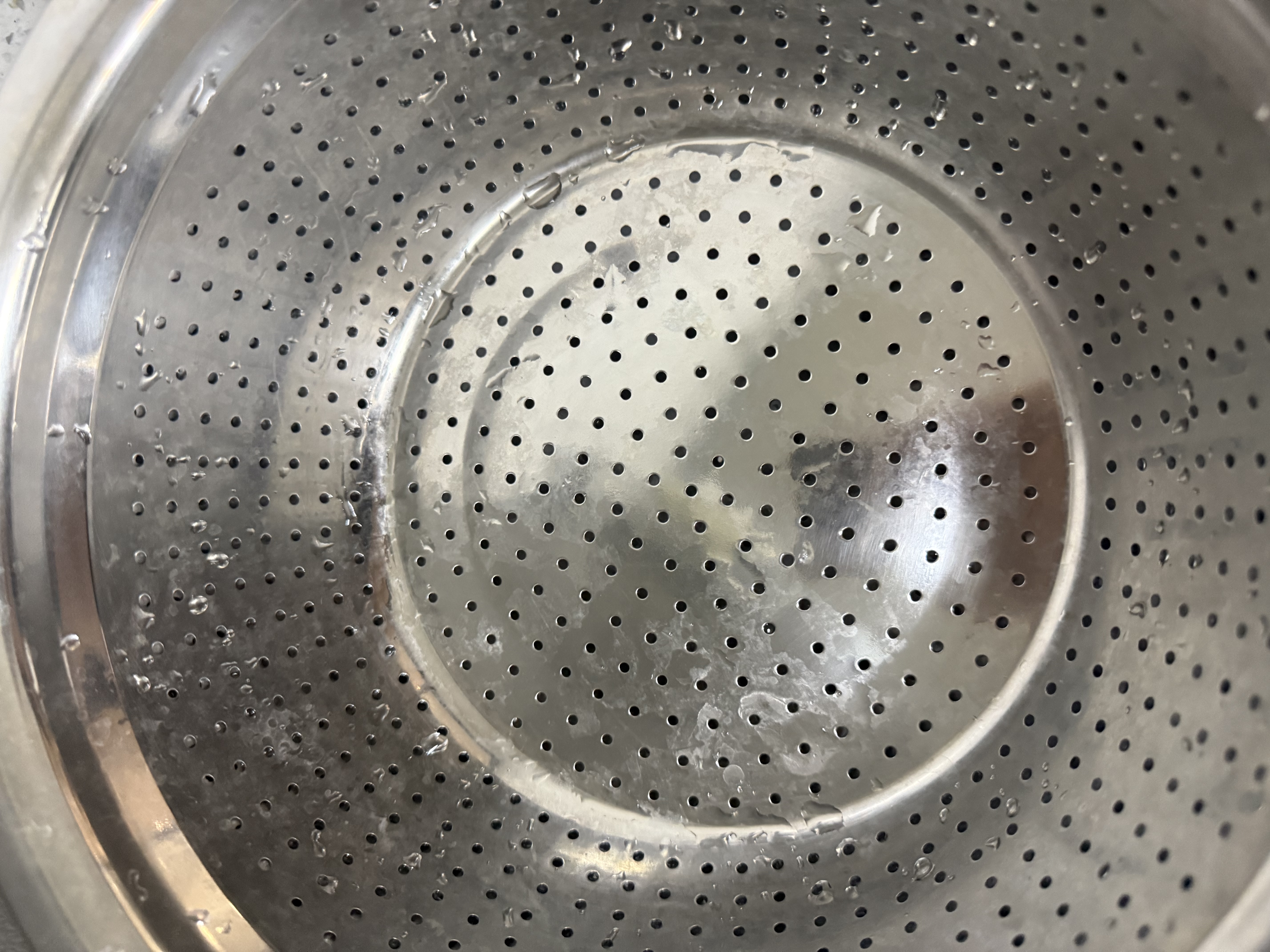 京东京造304不锈钢洗菜盆调料和面盆腌肉盆洗菜沥水篮盆筛套装 二件套26cm 实拍图