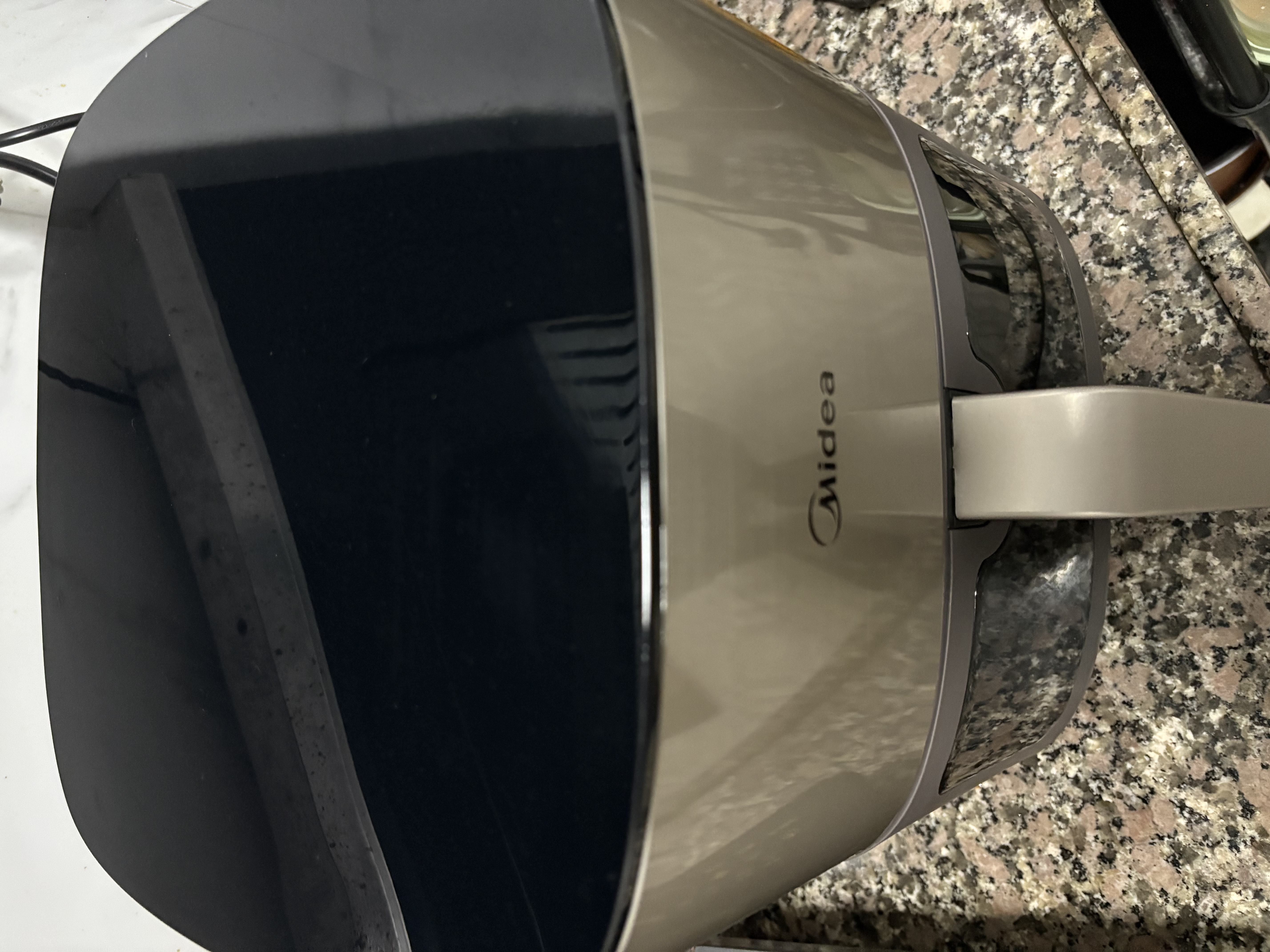 美的（Midea）空气炸锅美的蒸烤一体机小家电 家用0氟大容量6.5L 炎烤免翻面多功能 双热源金属内腔KZC6502 实拍图