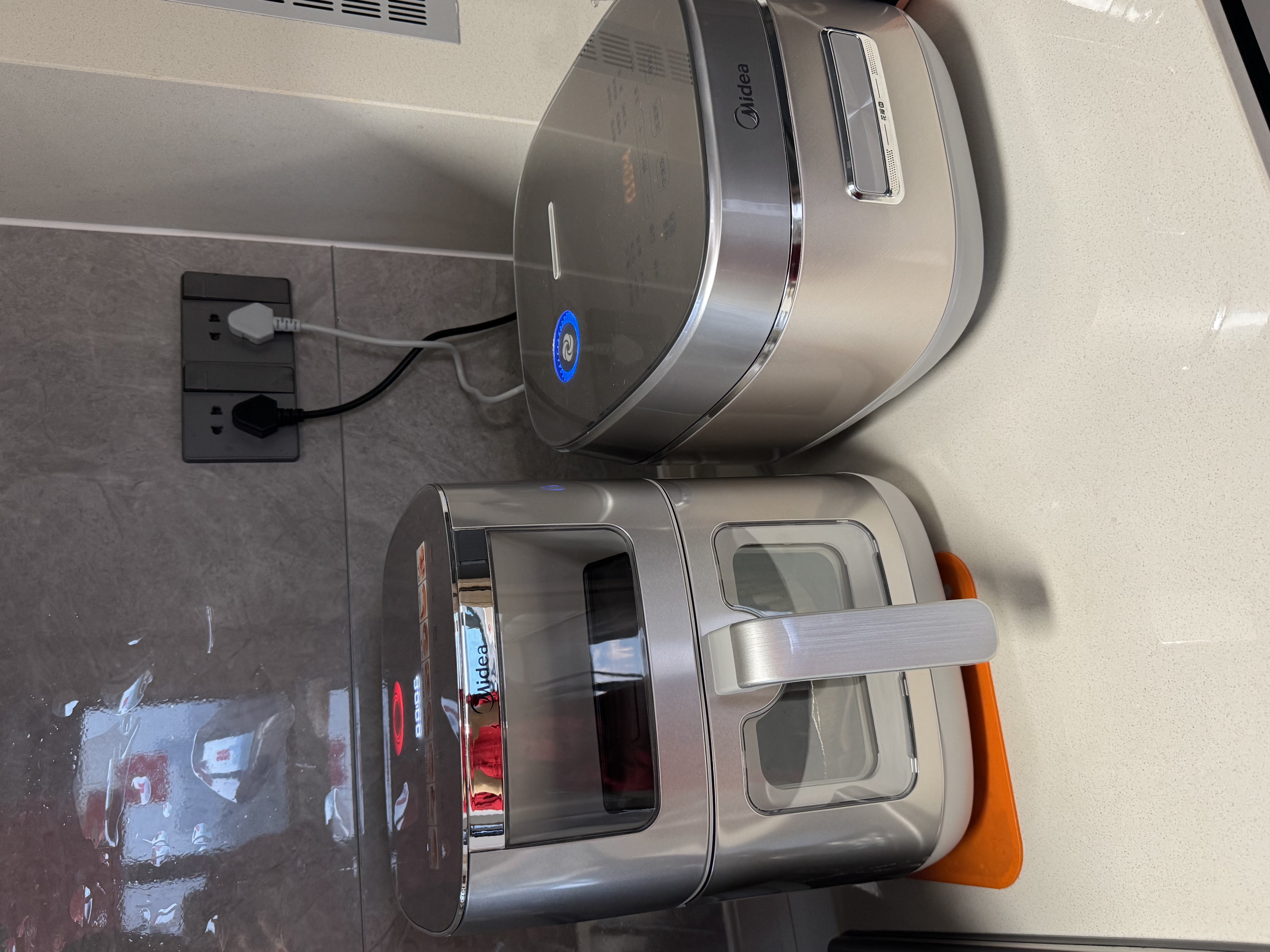 美的（Midea）新风炎烤空气炸锅蒸烤一体2026年新款不锈钢无涂层家用多功能免翻面6.5L大容量空气炸锅KZC6521PRO 实拍图