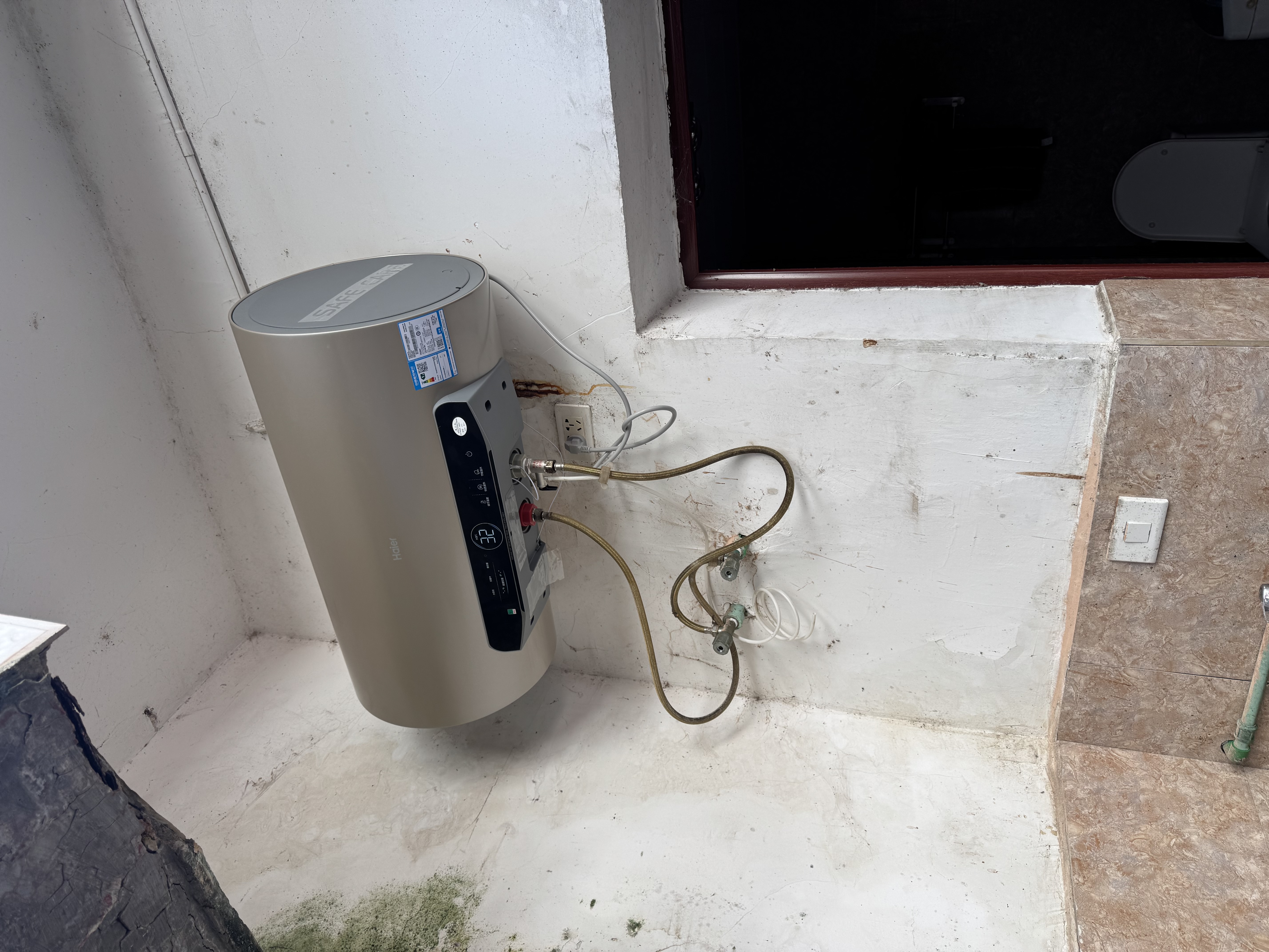 海尔国家补贴电热水器60升JT3 金刚无缝胆 家用3300W变频节能速热 免换镁棒 一级能效京东自营上门安装 实拍图