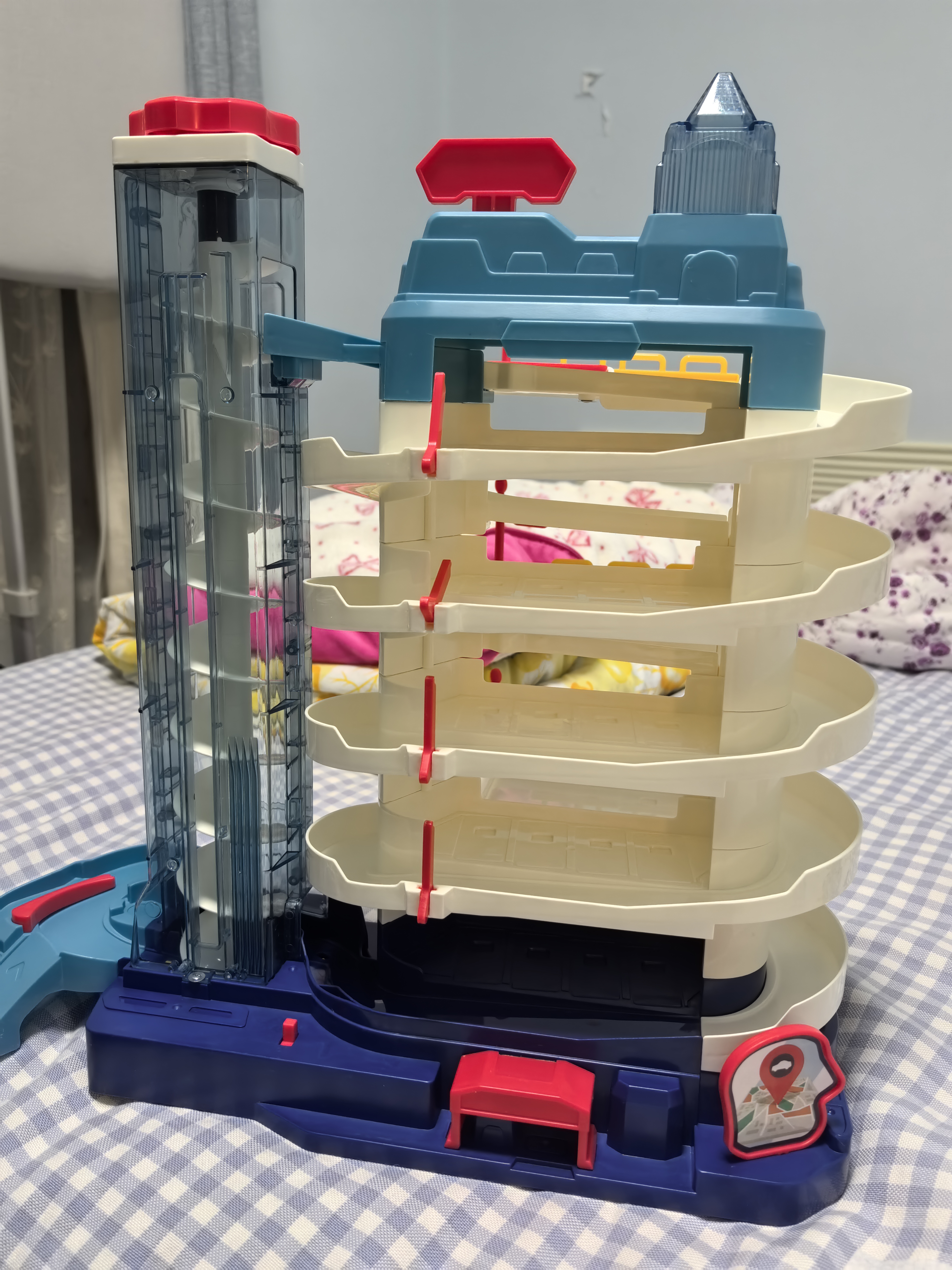 奥智嘉儿童玩具3-6岁汽车冒险闯关轨道车停车场汽车大楼男孩生日礼物 实拍图