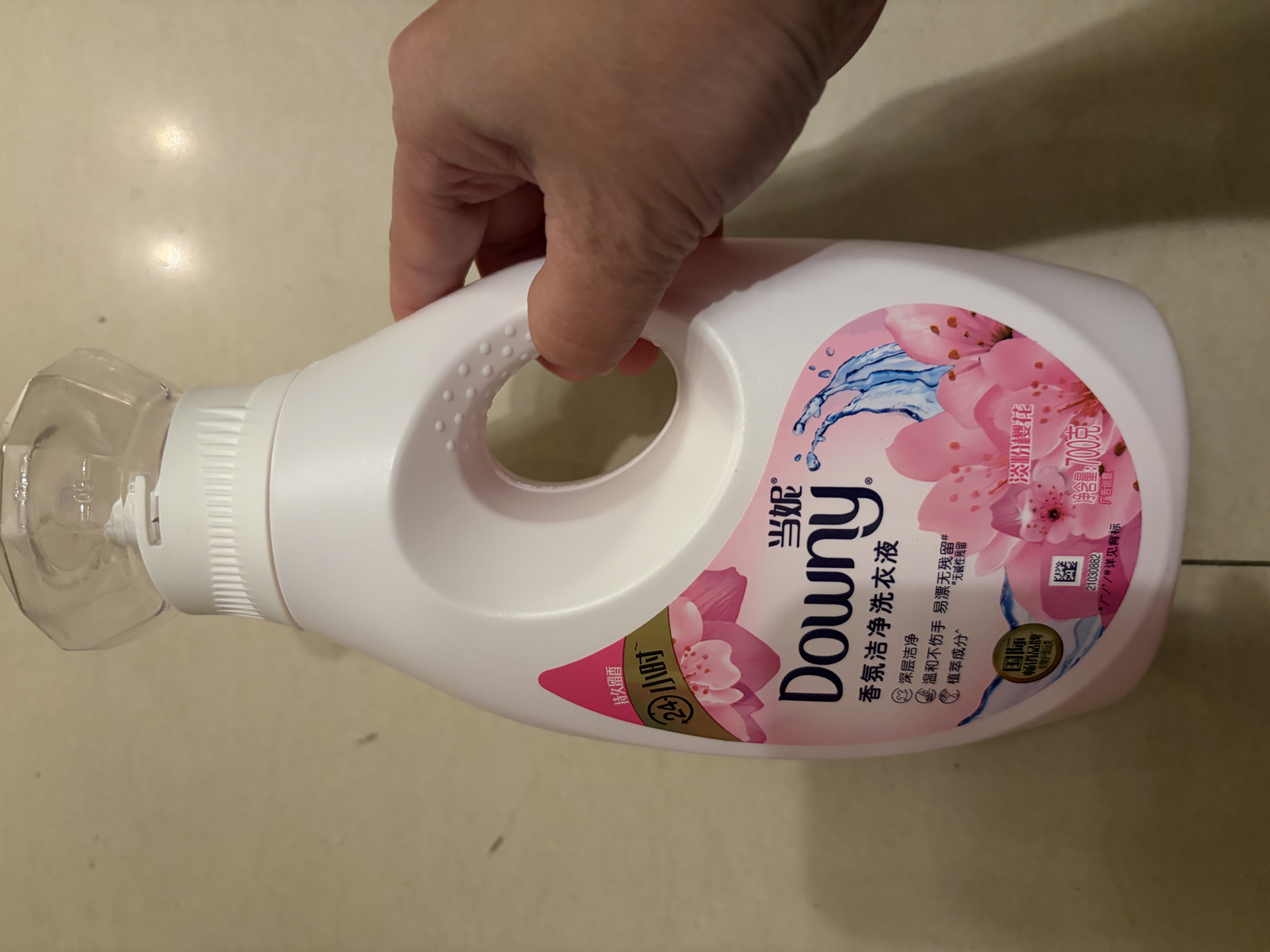 当妮香氛洗衣液淡粉樱花1.4斤瓶装 持久留香 植萃温和 品质严选 实拍图