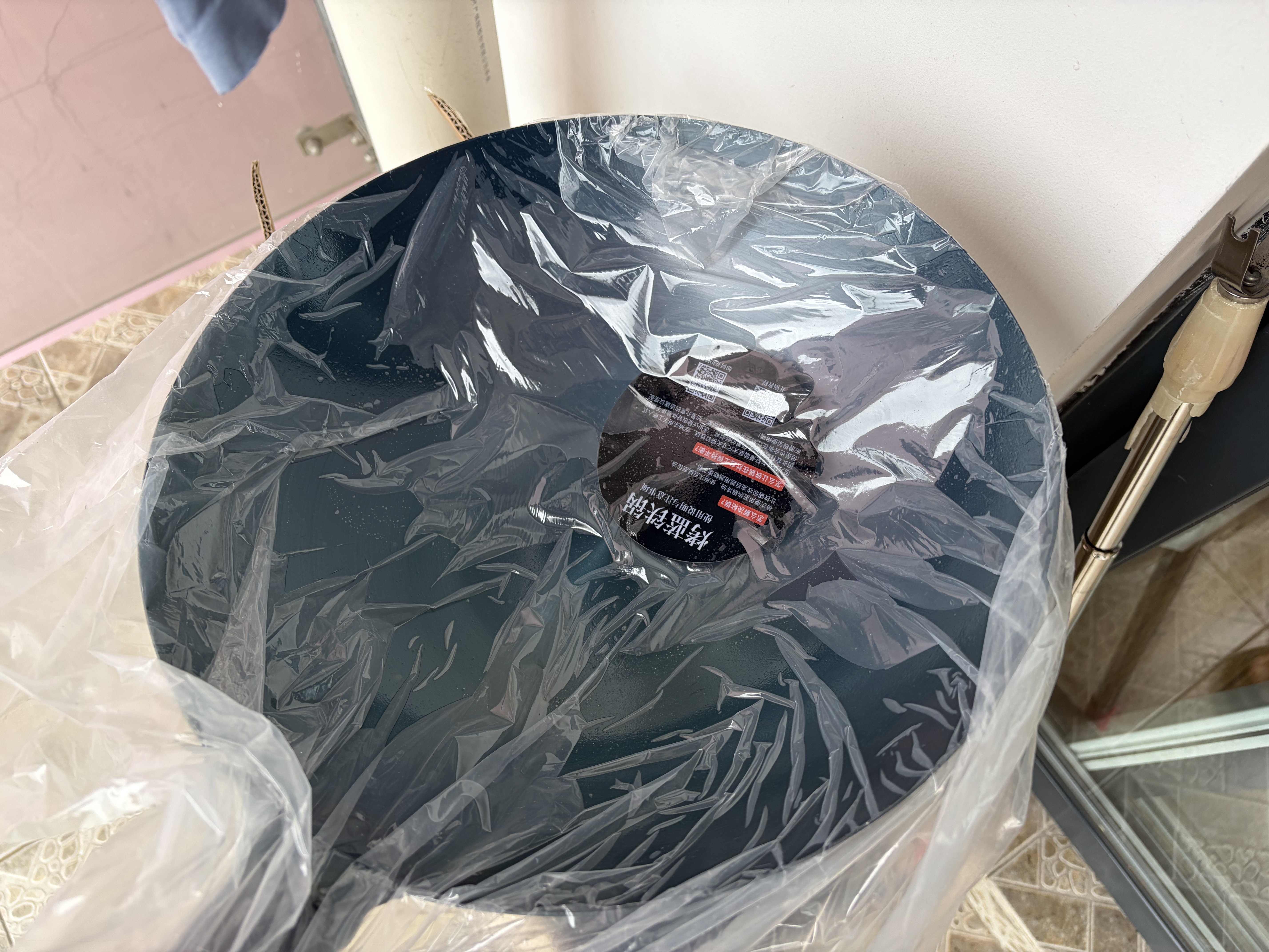 荣事达（Royalstar）章丘手工锻打铁锅老式炒锅圆底无涂层不粘炒菜锅燃气灶带盖32cm 实拍图