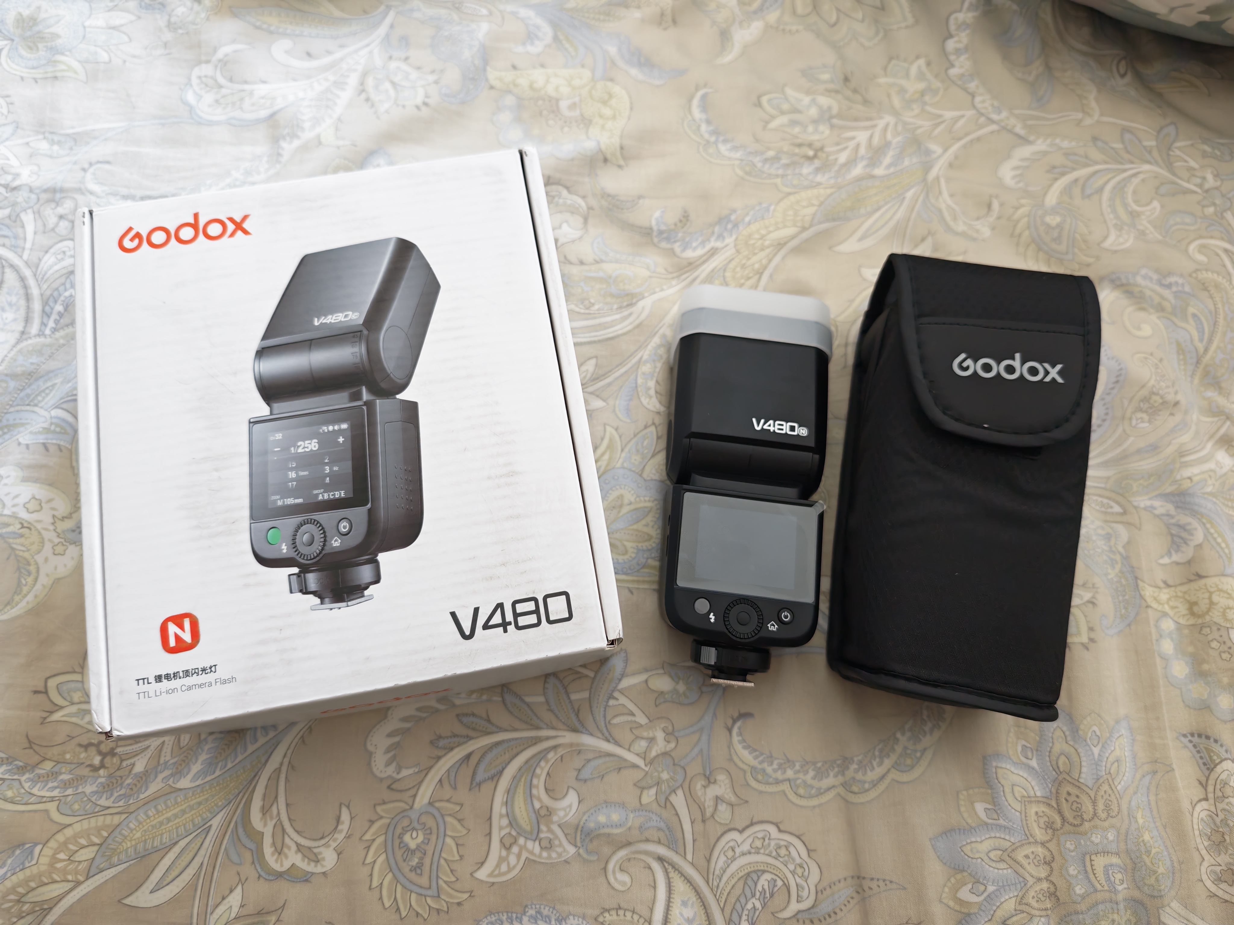 神牛闪光灯 v480 闪光灯 TTL闪光灯 中文触屏 机顶灯 微单反闪光灯 高速同步相机热靴灯 神牛V480机顶闪光灯 尼康【z30 z5 z63 z8 z50 d90】 实拍图