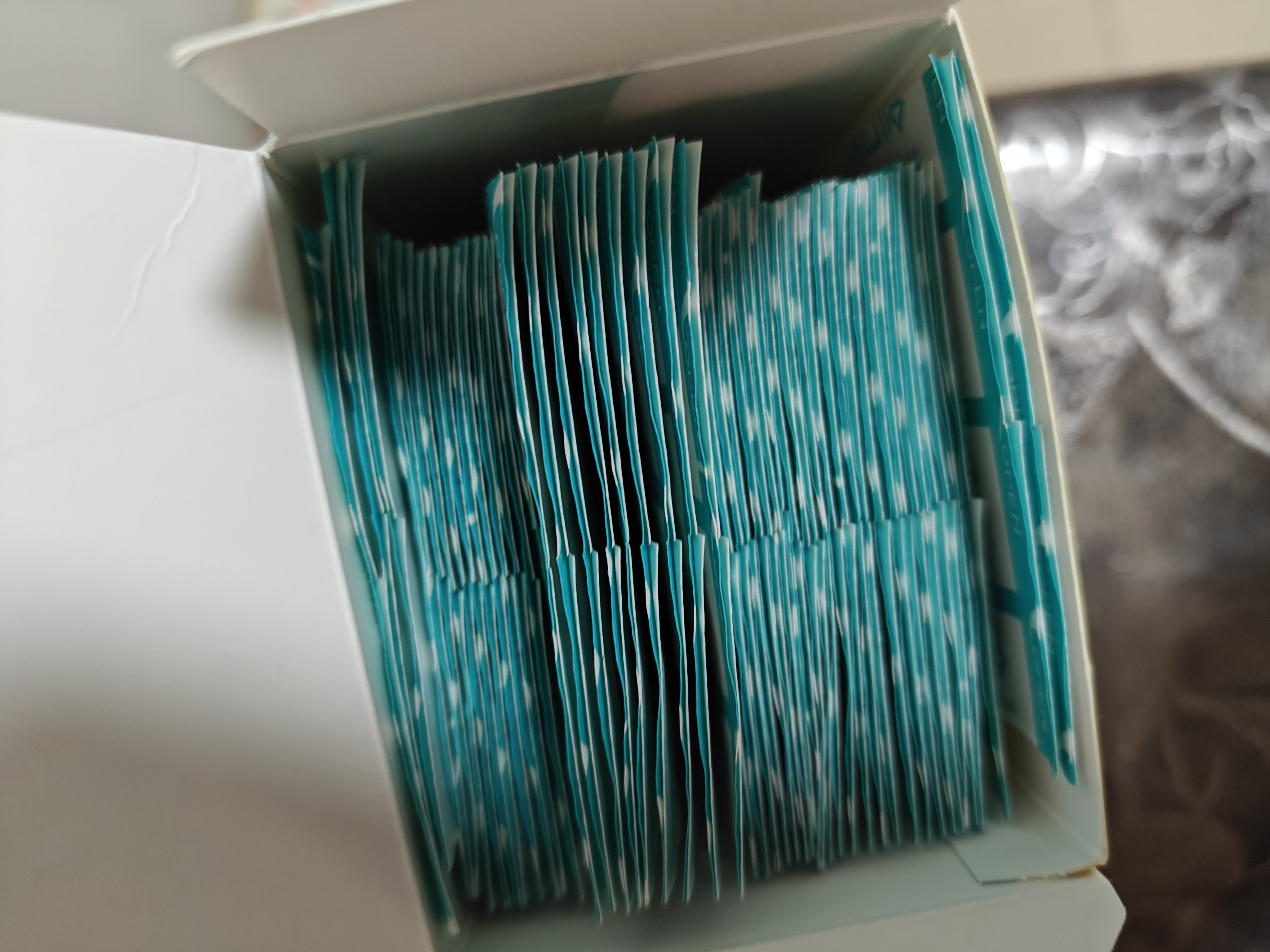 海氏海诺防水弹性创可贴 医用弹力透气创口贴皮外伤止血防磨脚后跟贴100片 实拍图