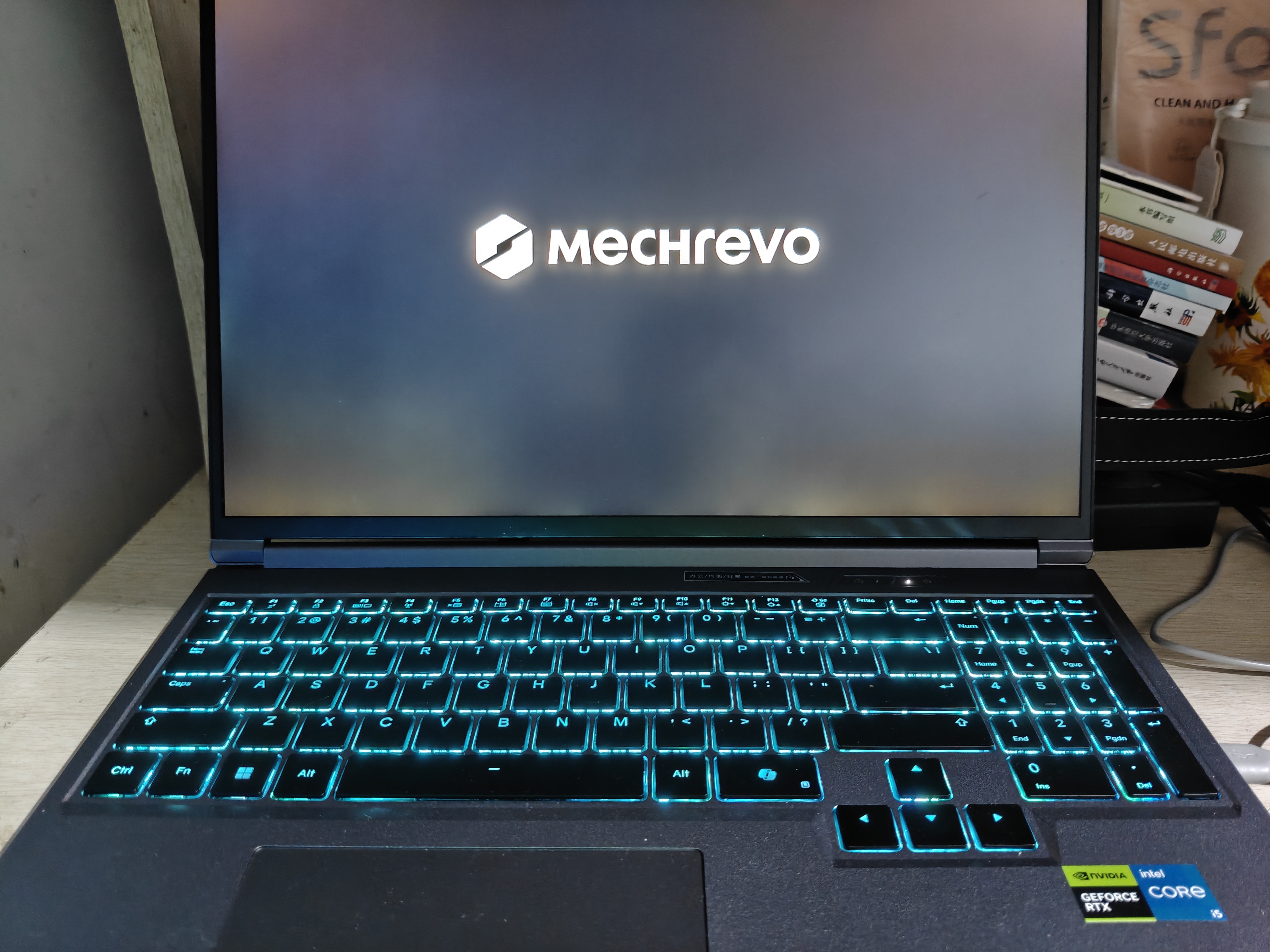 机械革命极光X 2026新款酷睿i7HX满血5050/5060/5070游戏本 极光16Pro 4050电竞办公旷世X 设计笔记本电脑 极光酷睿14代HX/4050满血/16G+1TB/165Hz 专 实拍图