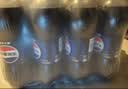 百事可乐Pepsi 无糖可乐 碳酸饮料汽水 900ml*12瓶 家庭聚会（随机包装） 实拍图