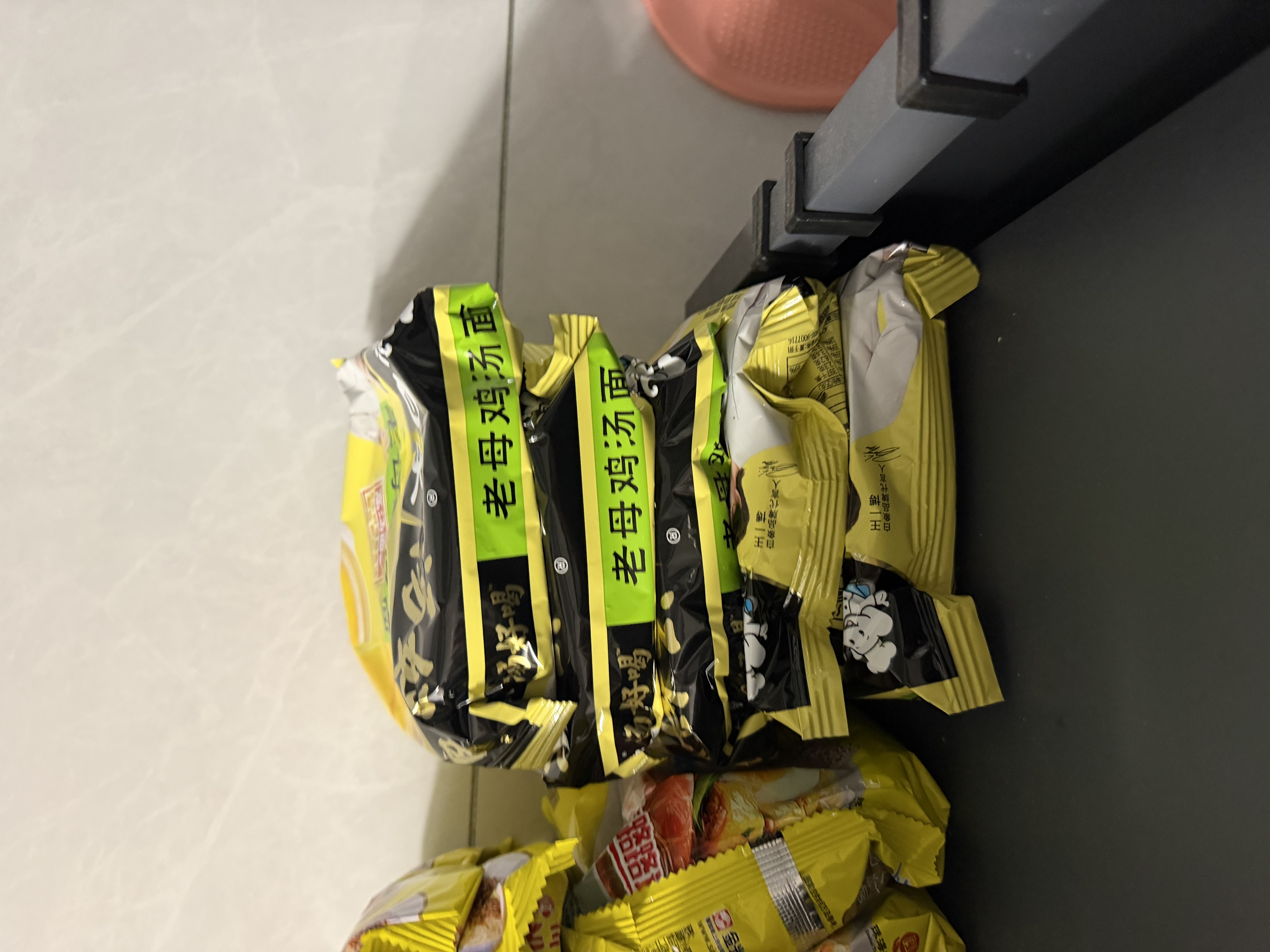白象 方便面 汤好喝老母鸡汤面110g*5包 泡面 五连包 方便夜宵速食 实拍图