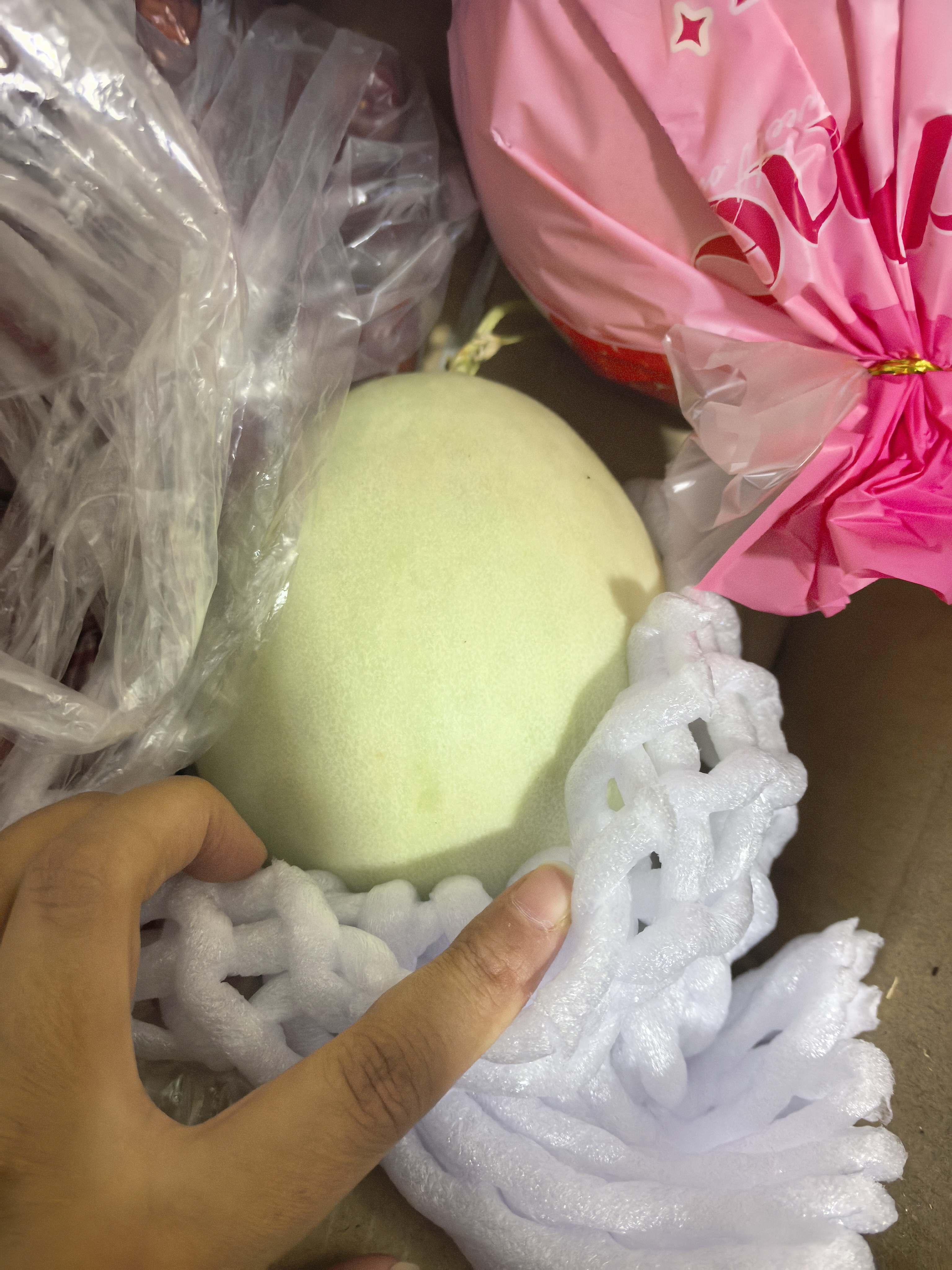 京鲜生 山东玉菇甜瓜 净重8-9斤 2-4粒装 单果1.8斤+中秋水果源头直发 实拍图