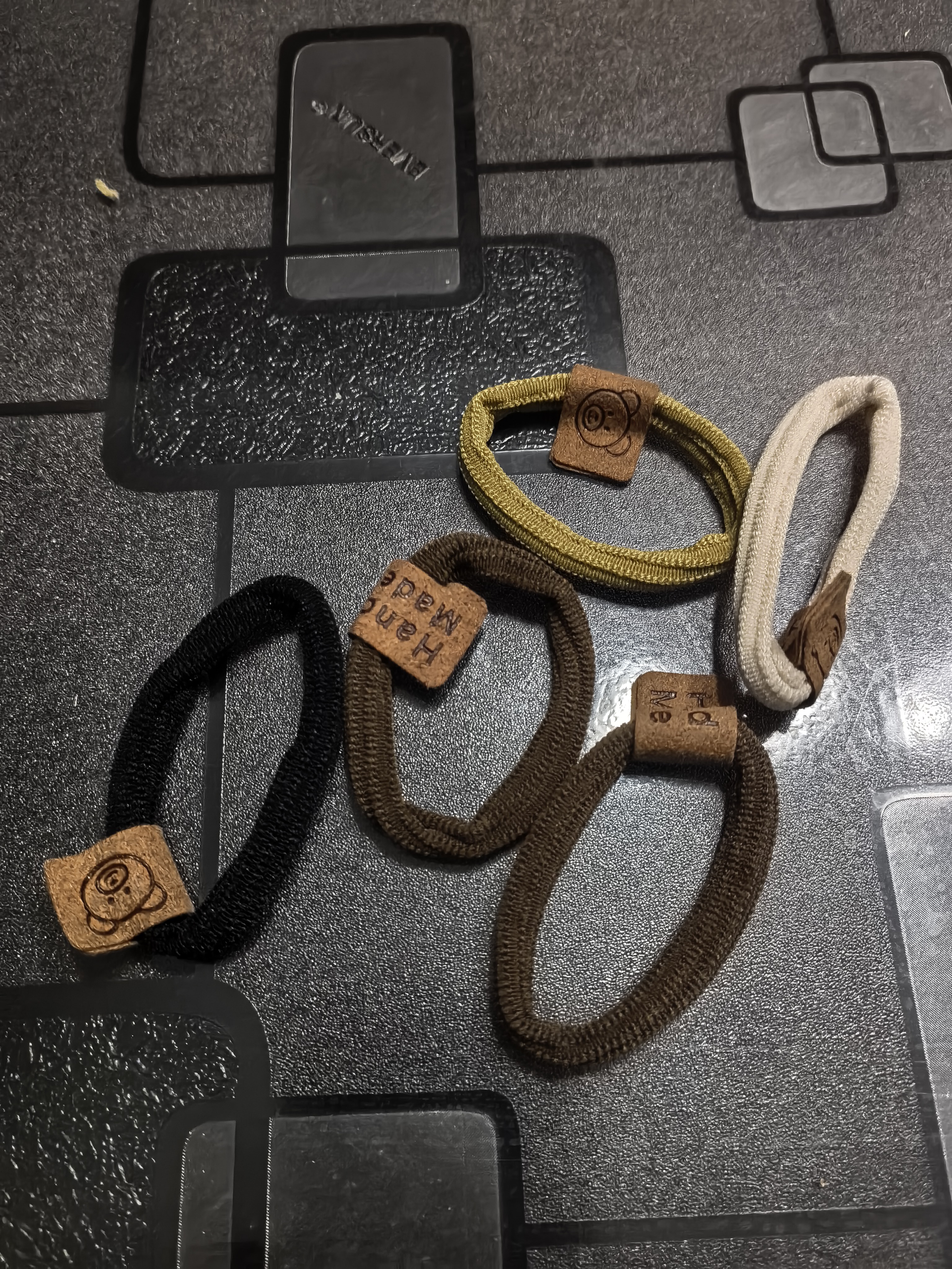 【已售20w 】简约高弹力小熊无接缝头绳皮筋女扎头发圈耐用高 【5根】混色 实拍图