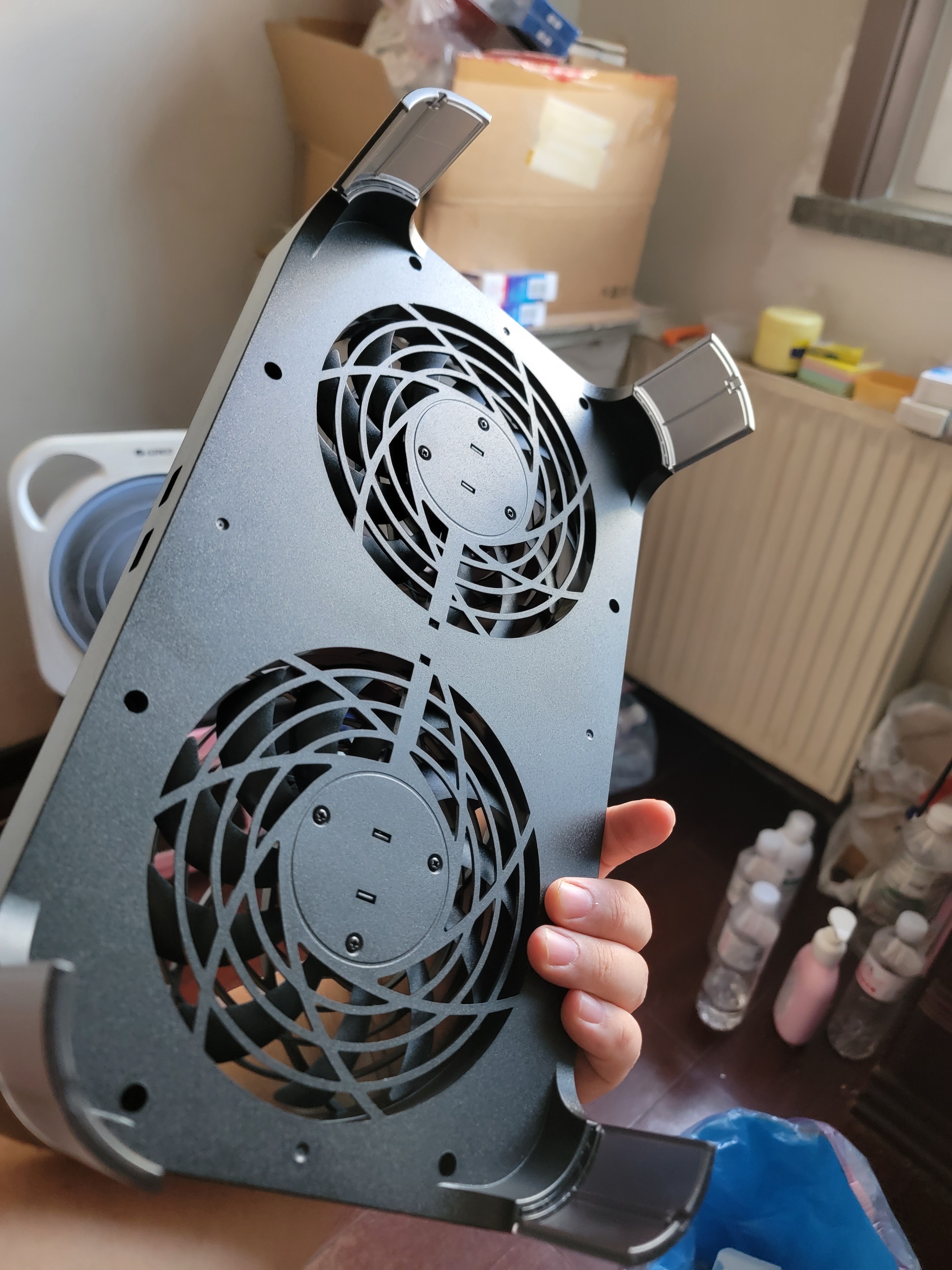 动力火车Z-X4路由器散热器双风扇MINI迷你主机支架大风扇黑色支撑架 USB供电接口 双14CM风扇 实拍图