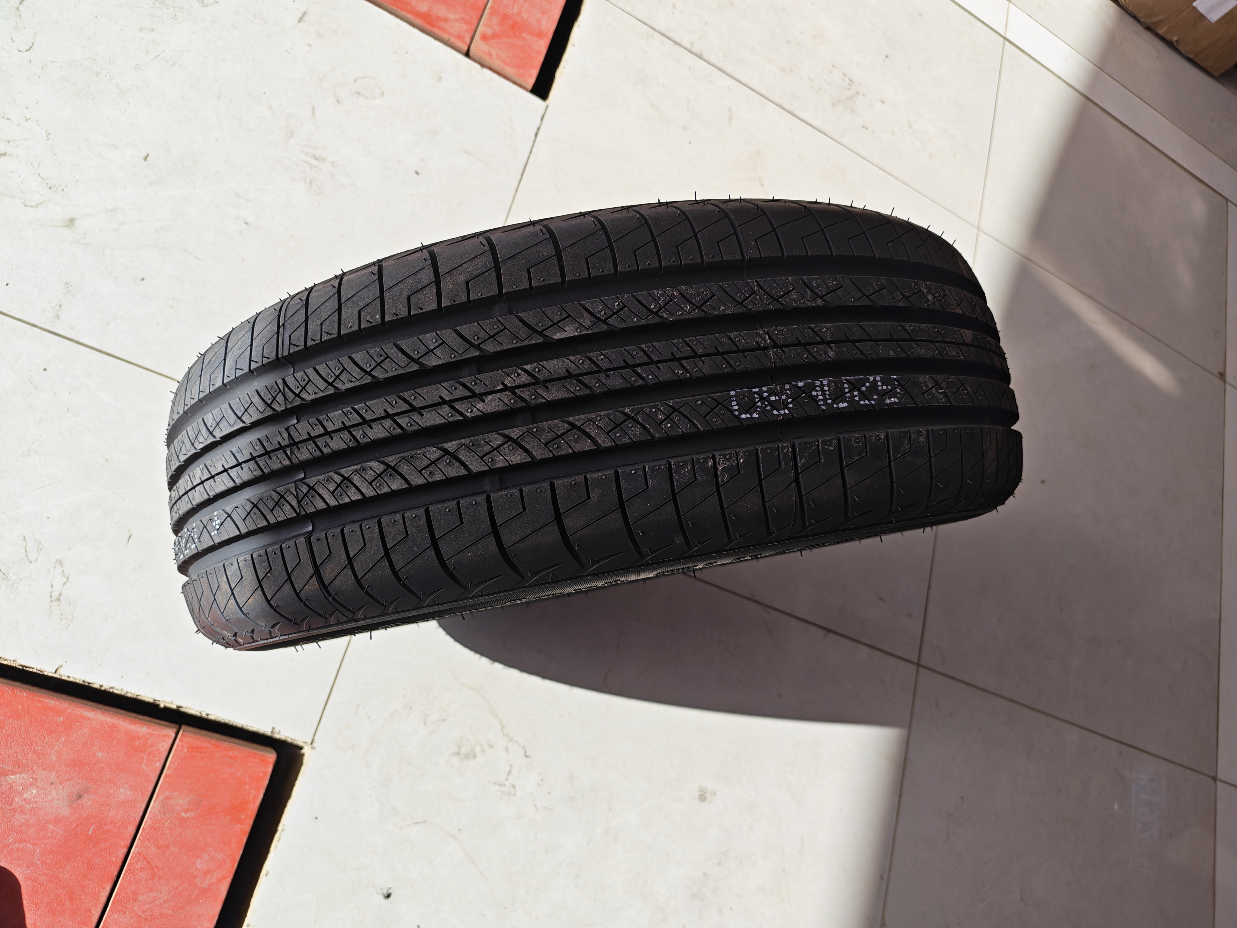 佳通轮胎(Giti)轮胎215/60R17 96H SUV520 原配 瑞虎3 适配 宝骏560/传祺 实拍图