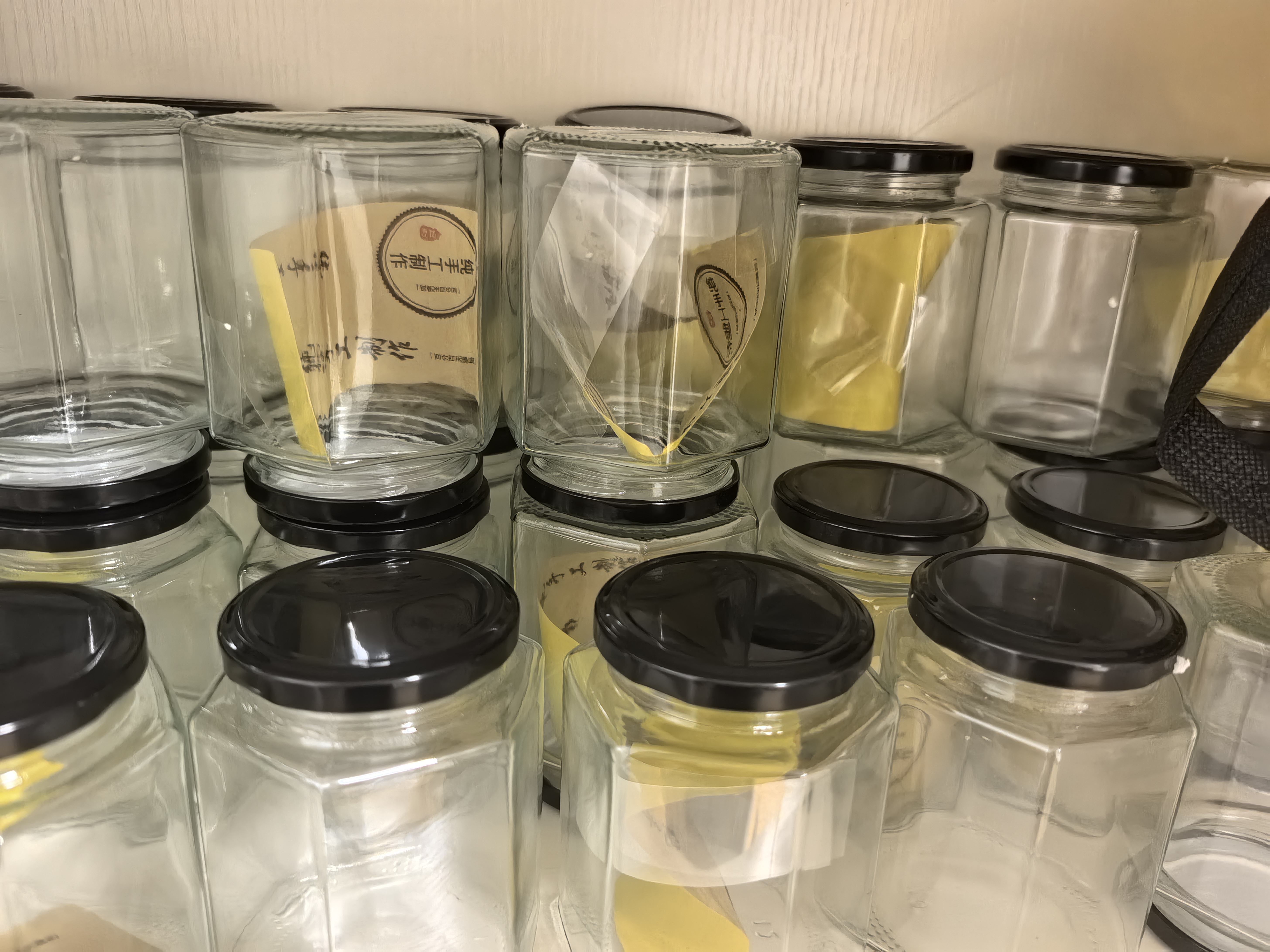 食品级柠檬膏玻璃瓶蜂蜜瓶子带盖子透明辣椒酱密封罐子空瓶多规格 500ML六棱（12只装） 实拍图