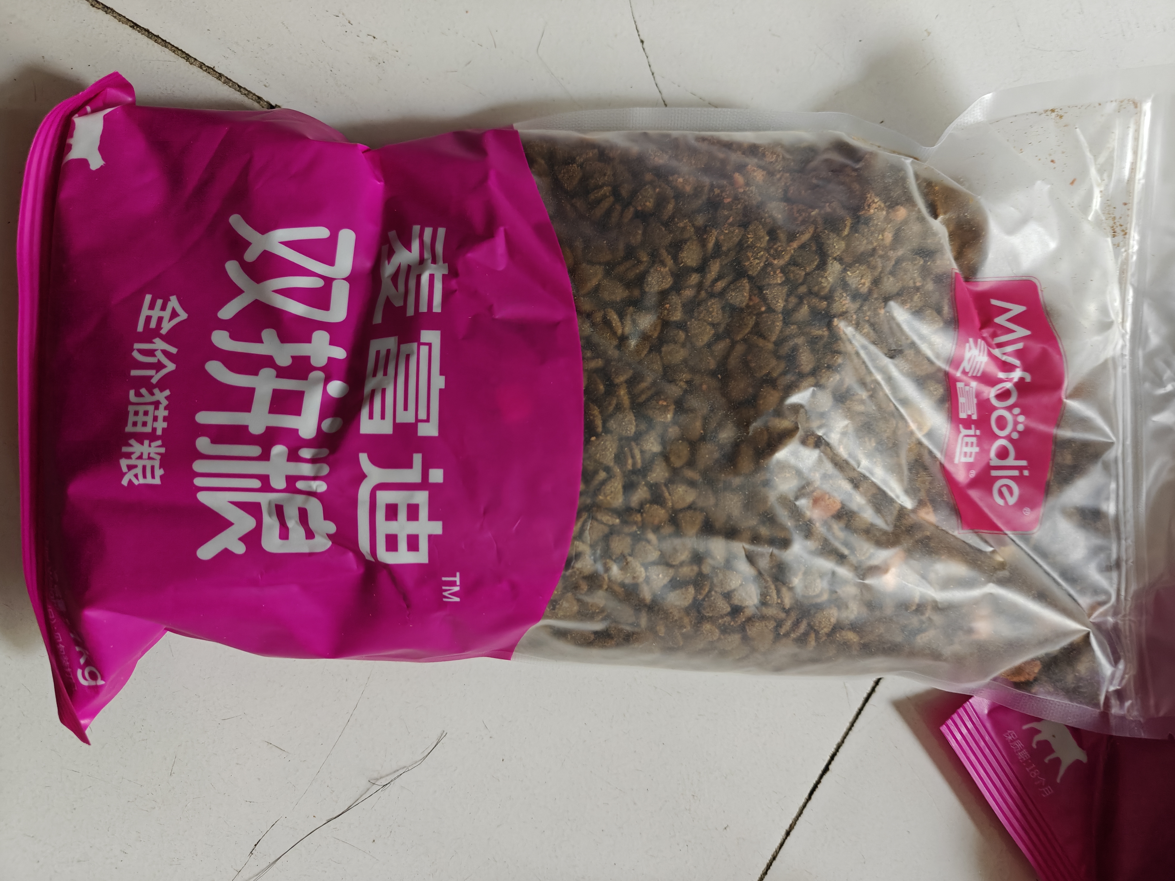 麦富迪猫粮 超肉粒冻干双拼成猫粮美毛护肠三文鱼10kg/20斤【宠物金选】 实拍图