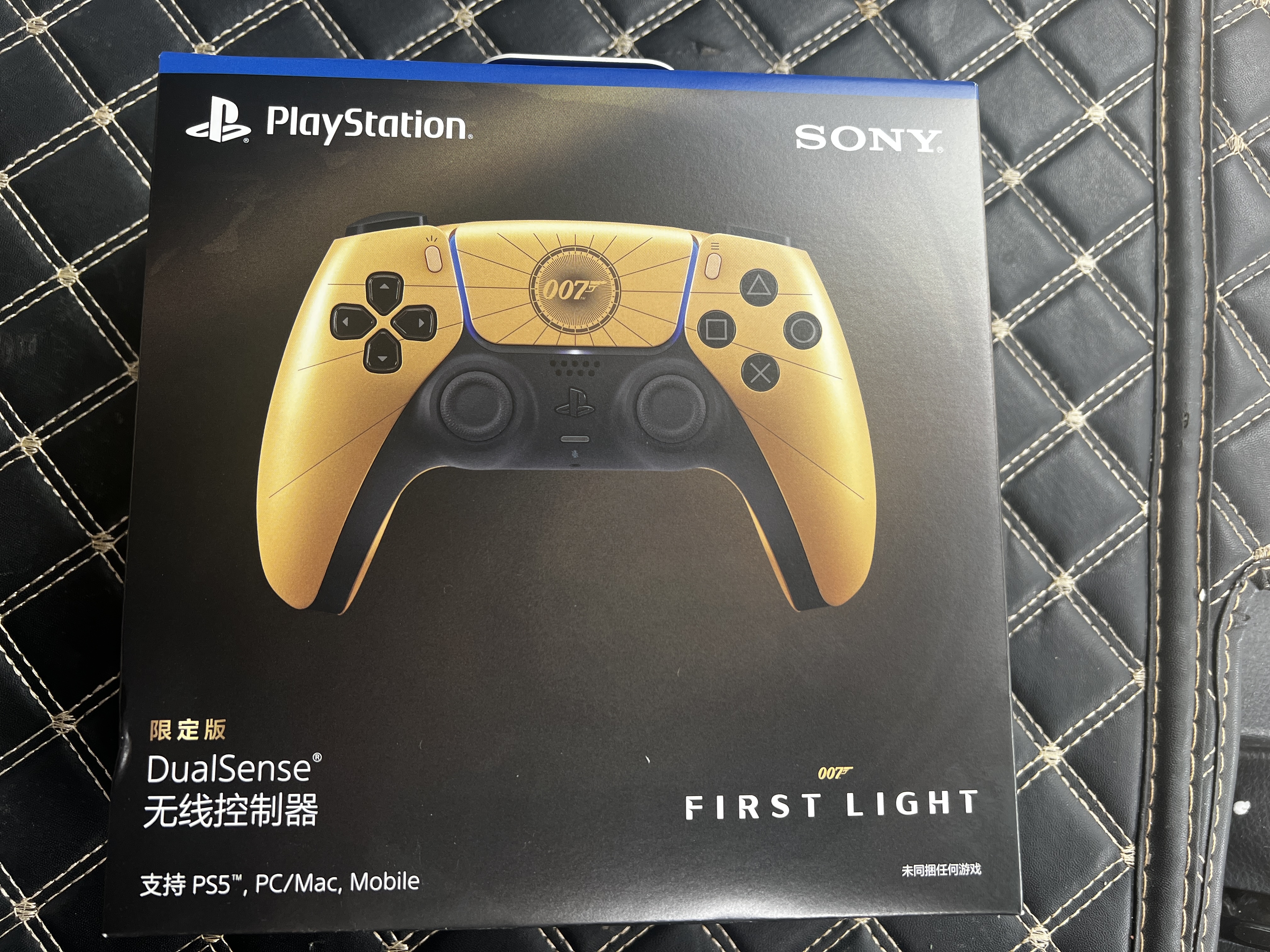索尼（SONY）PS5 PlayStation DualSense无线游戏手柄 ps5手柄 《007 初露锋芒》限定版【影之刃零适配】 实拍图