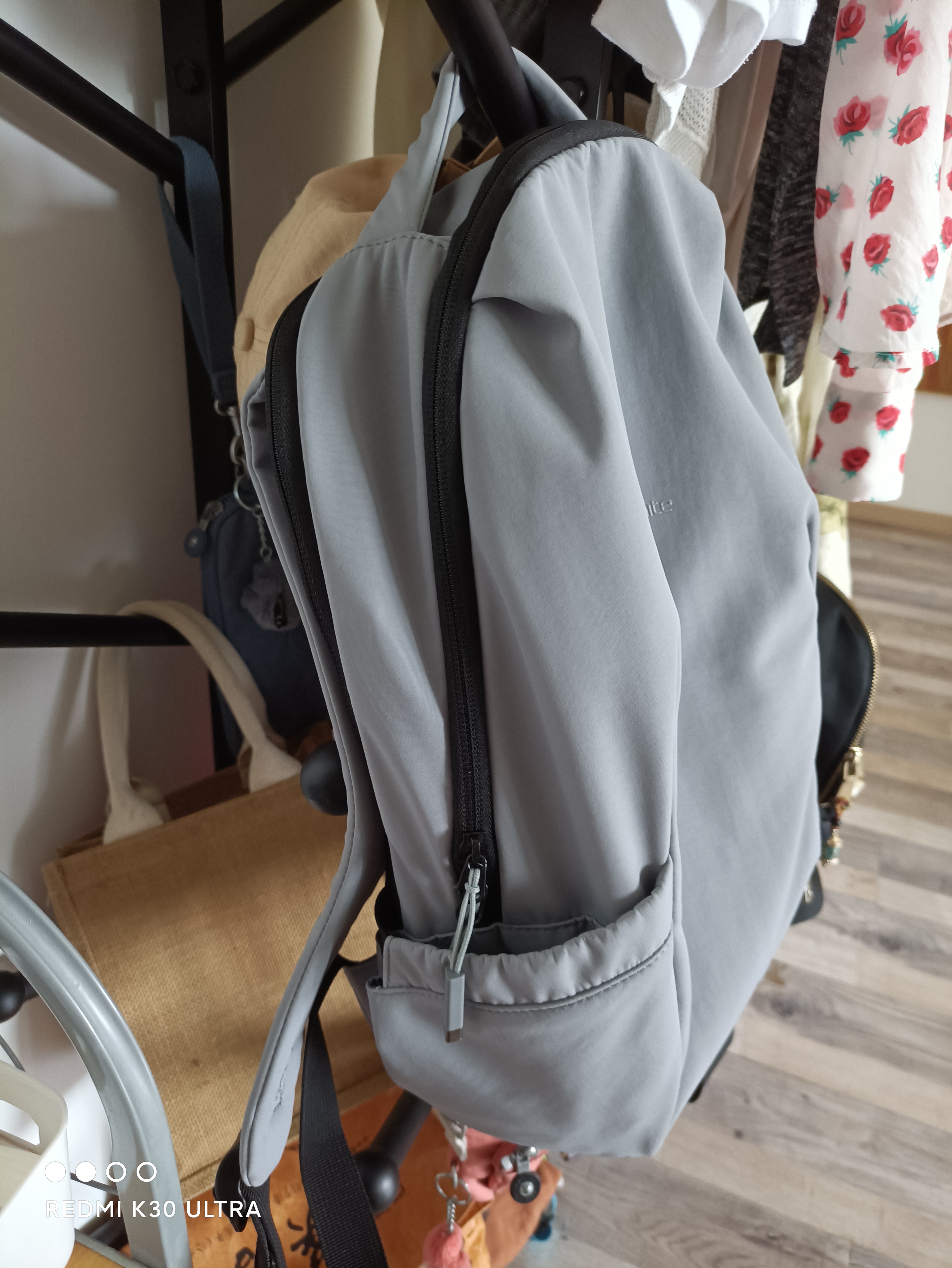新秀丽双肩包13.3英寸电脑包男女户外旅行包轻便大容量背包36B 实拍图