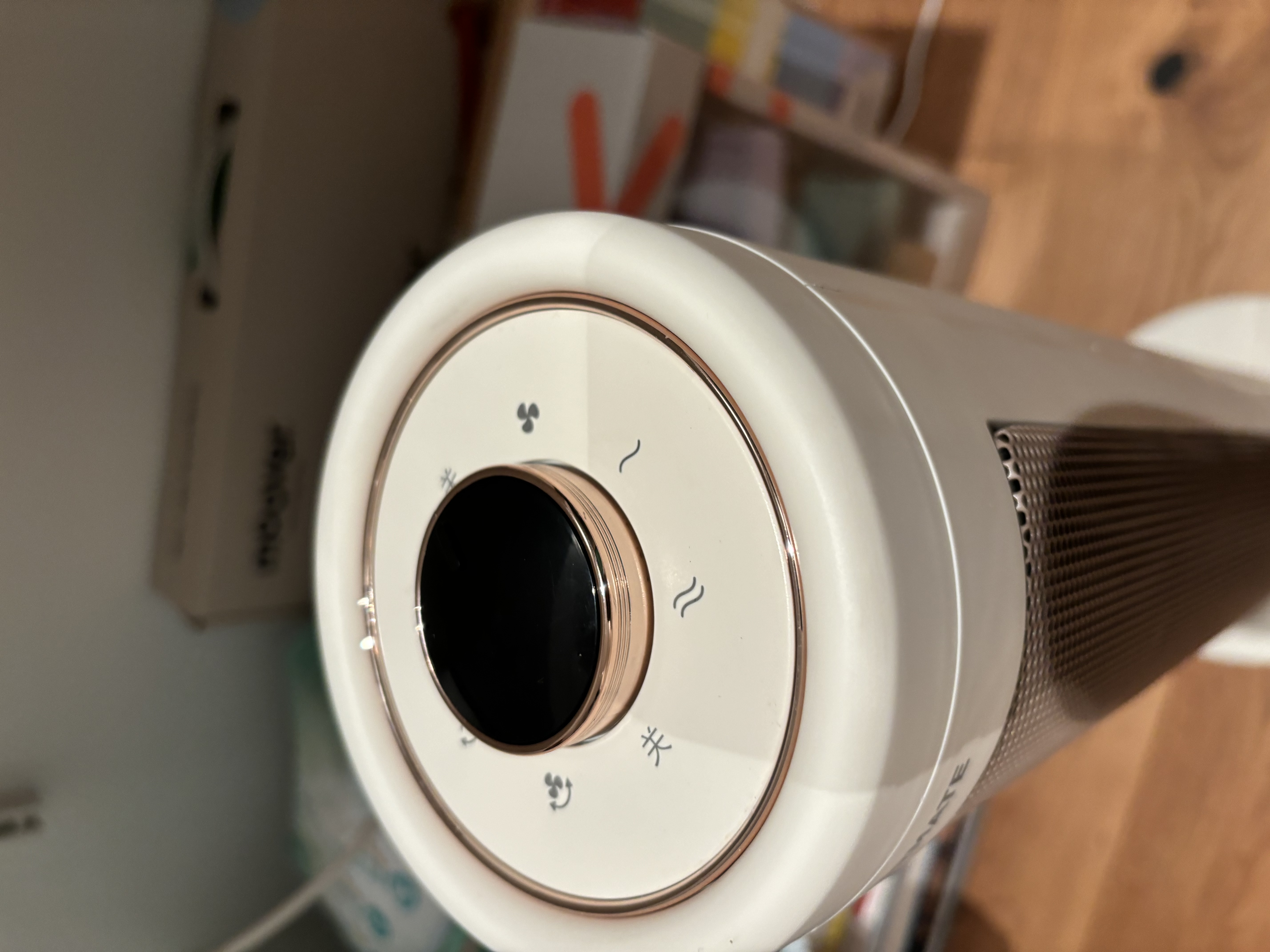 艾美特（AIRMATE）【超级单品】暖风机/石墨烯取暖器/电暖器/电热取暖器 家用全屋升温电暖气小型小太阳热风机 K72 实拍图