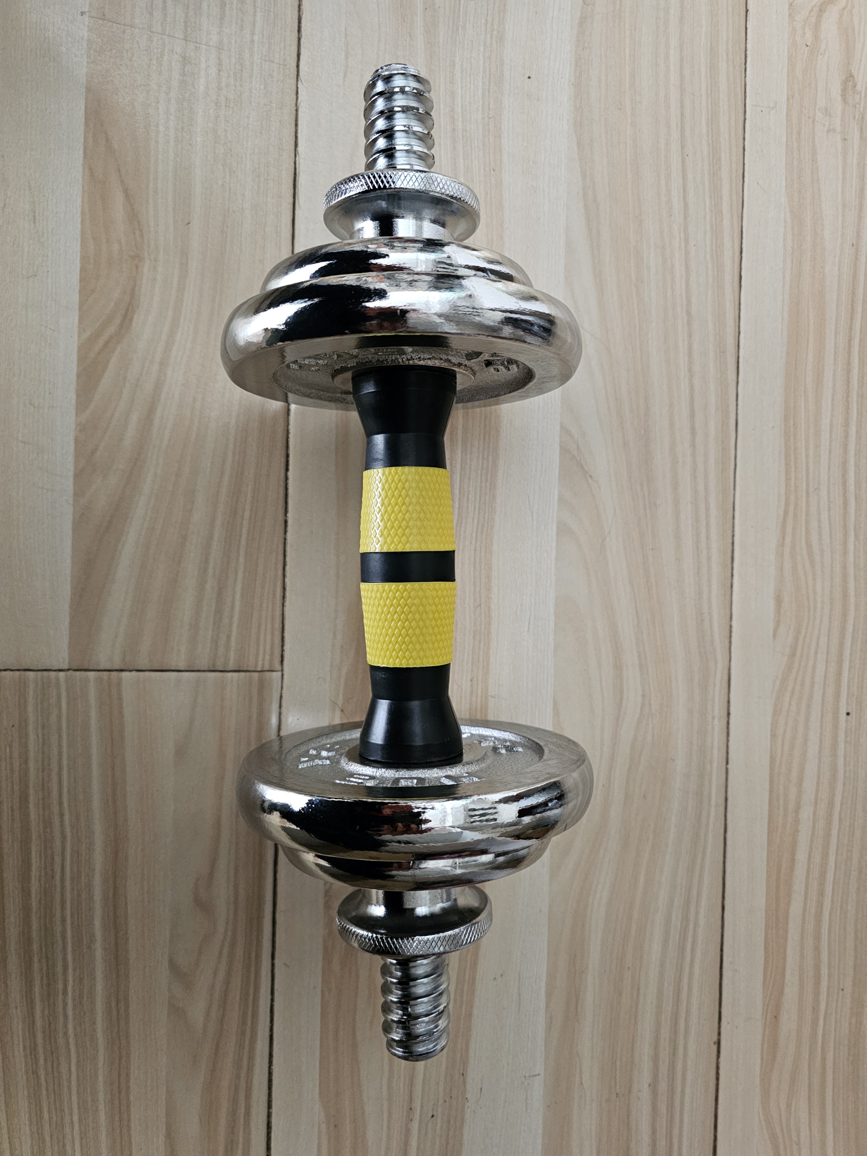 华亚（HUAYA） 电镀哑铃男士杠铃套装组合可调节家用运动健身器材 10kg（左右各5公斤）+连接杆 实拍图