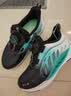 特步儿童鞋【氢风8.0护足跑鞋】网革透气缓震旋钮扣飞弹科技运动跑鞋 黑/极光绿 【四季密网款】 35 实拍图