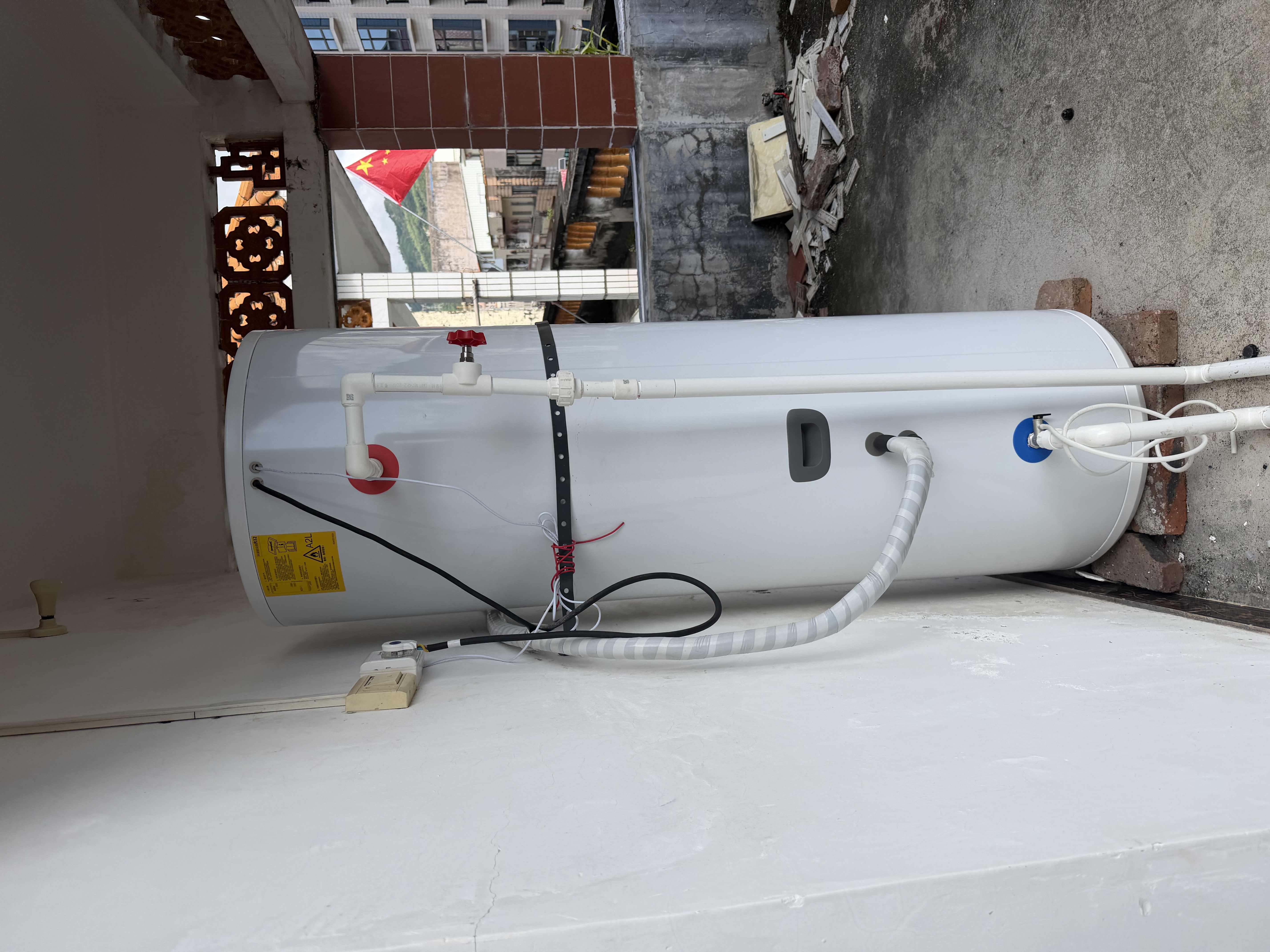 海尔（Haier）国家补贴空气能电热水器包安装 双变频一级节能200升/300升80℃家用商用统帅空气源电辅热泵热水器 Q7【300升全变频+高配净水洗】/分区加热 变频 实拍图