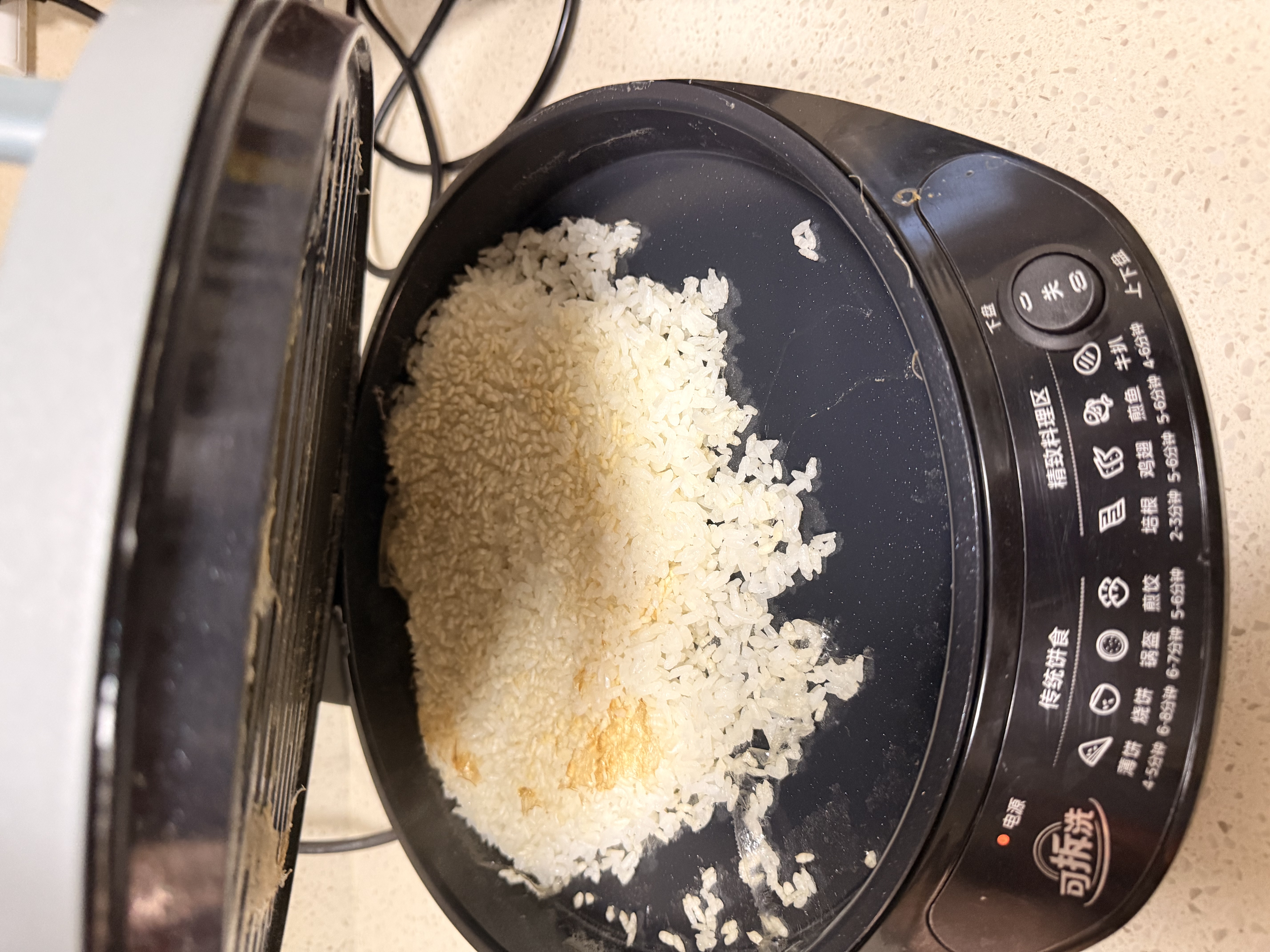美的（Midea）电饼铛 家用电饼档 双面加热煎烤机烤肉烙饼锅 0氟钛陶瓷三明治机早餐机 下盘可拆电煎锅JKE3067Ti 实拍图