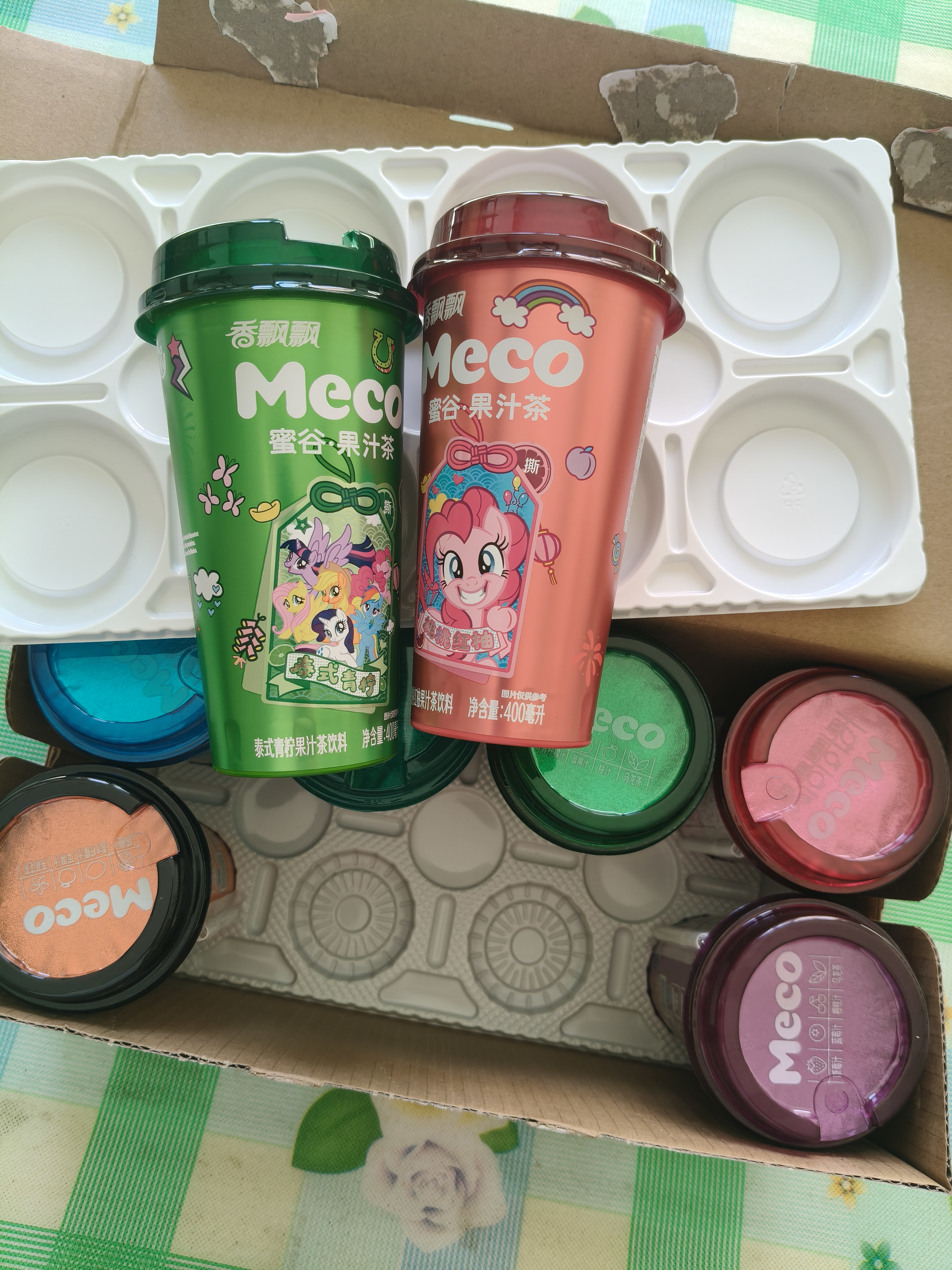香飘飘【小马宝莉联名】Meco混合果汁茶饮料礼盒整箱400ml*8杯装 实拍图