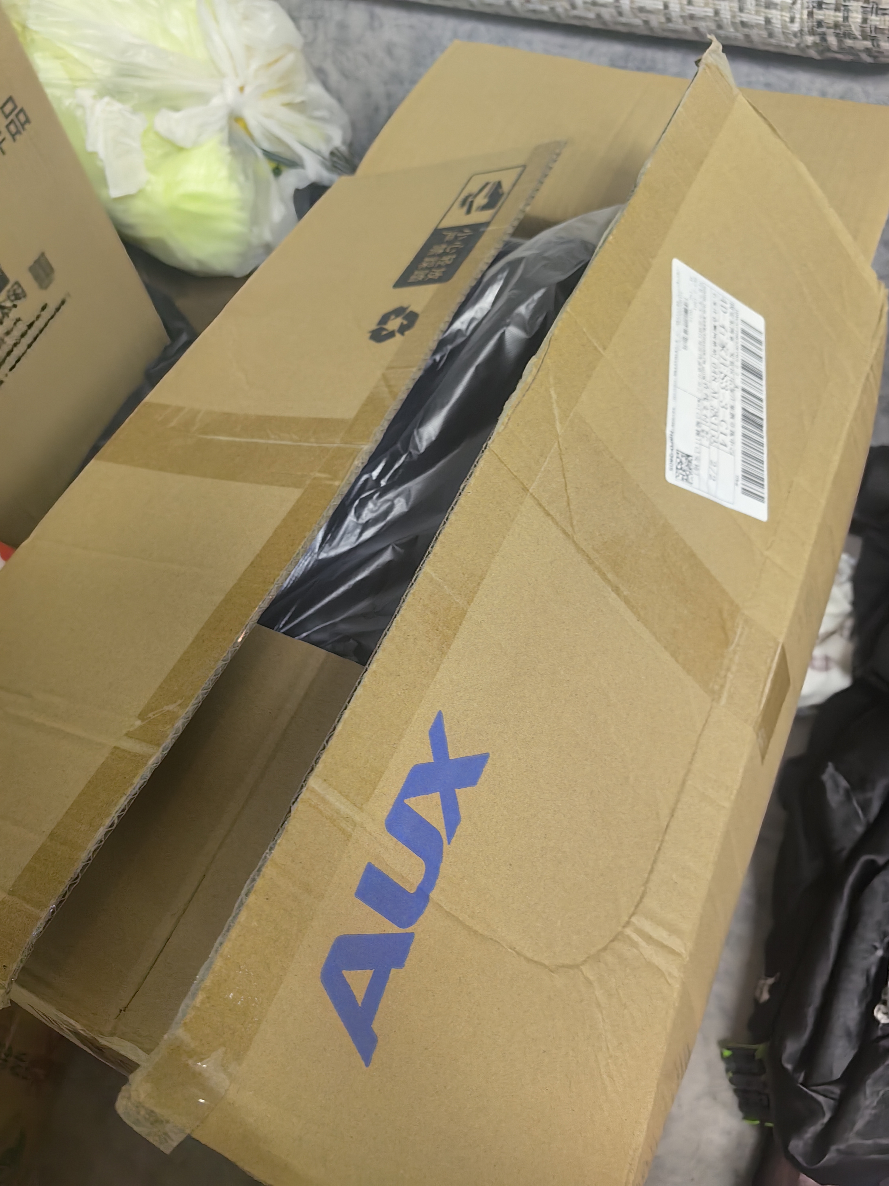奥克斯（AUX）全自动揉捏按摩垫全身躺床靠垫多功能颈椎按摩仪椅按摩器肩颈腰背腿中秋礼品盒送父母生日礼物实用 尊耀皮Max【凹揉刮痧按摩/8盘腿足/电动腰托】 实拍图