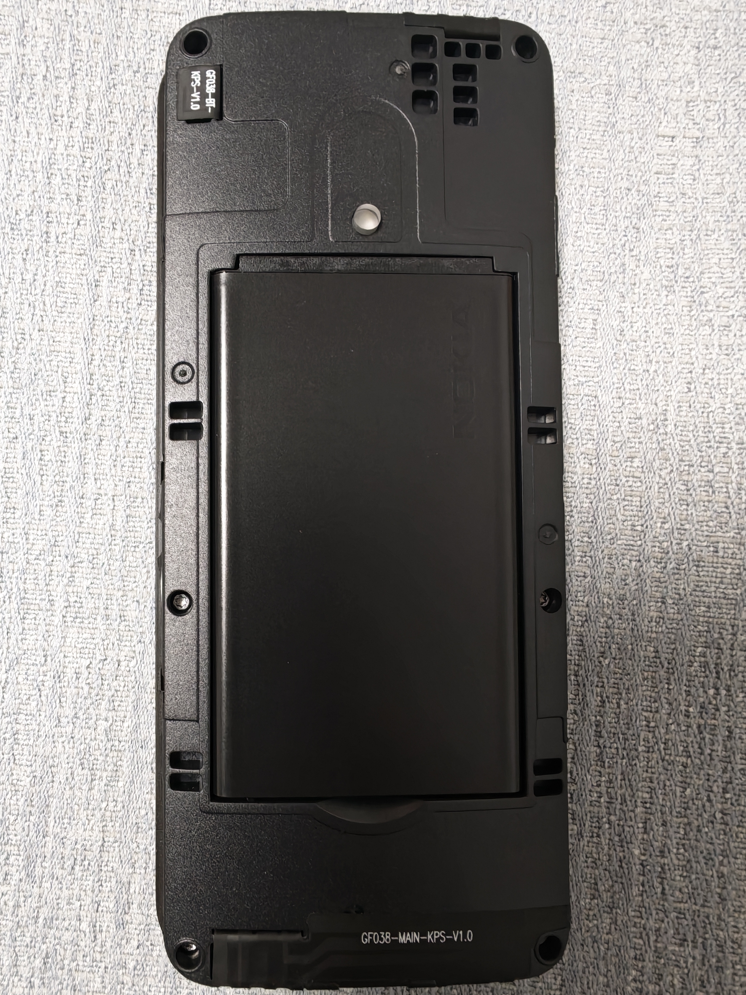 诺基亚（NOKIA）215 4G学生手机视频通话定位微聊全网通2.8英寸大屏小学初中专用戒网儿童电话老年人手机黑色 实拍图