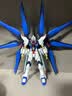 万代（BANDAI）HGCE201 1/144 强袭自由高达拼装模型 实拍图