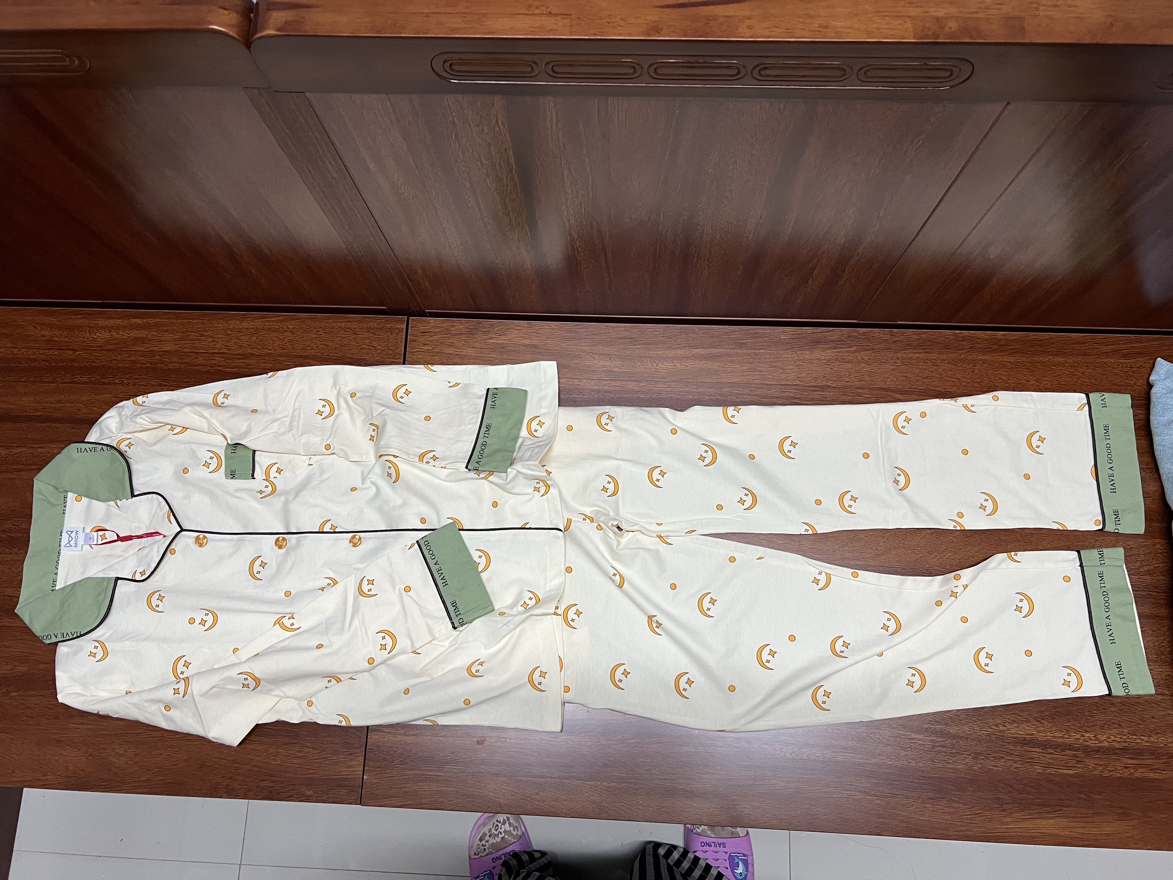 猫人【玻尿酸润肤】女士睡衣女秋纯棉10A抑菌性感星月印花家居服 实拍图
