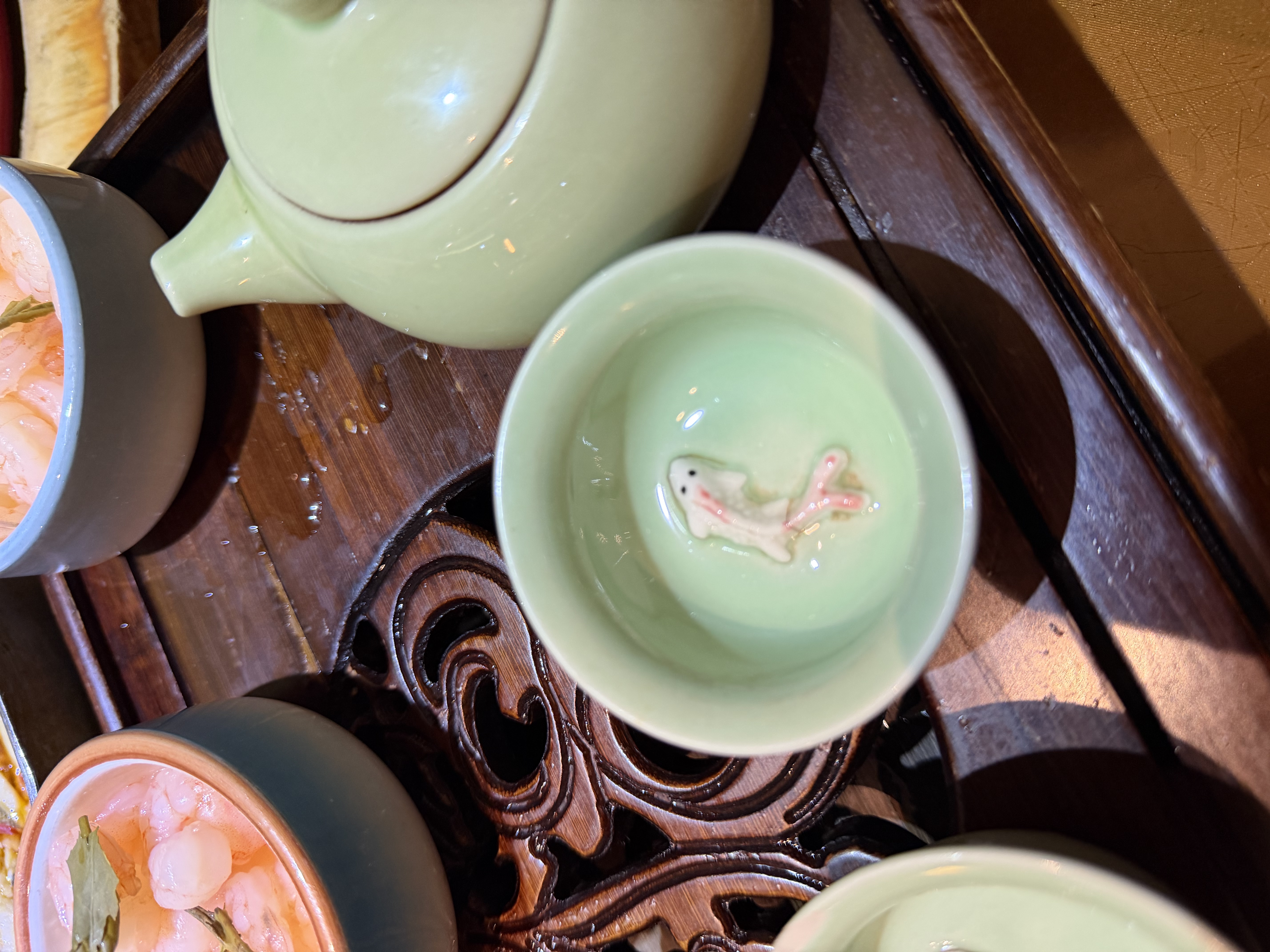 欣美雅保温壶家用保温水壶大容量学生宿舍用保温瓶茶瓶户外开水瓶热水瓶 绿色 1L /1.3L/1.6L/ 2L （多款容量） 2000毫升【99%的人选择】 实拍图